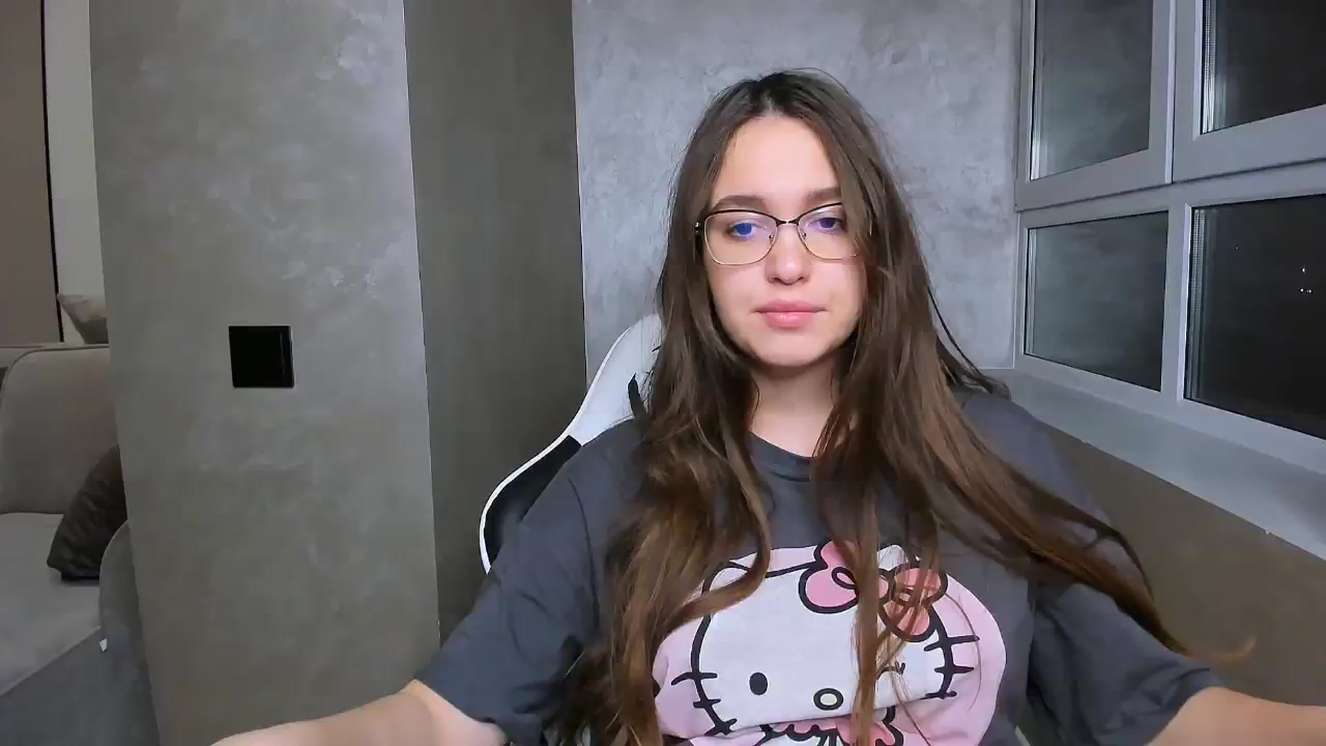 Gallery image thumbnail from StarlitAffair's myfreecams stream on, 11/23/2024, 14:00 image 7 of 20