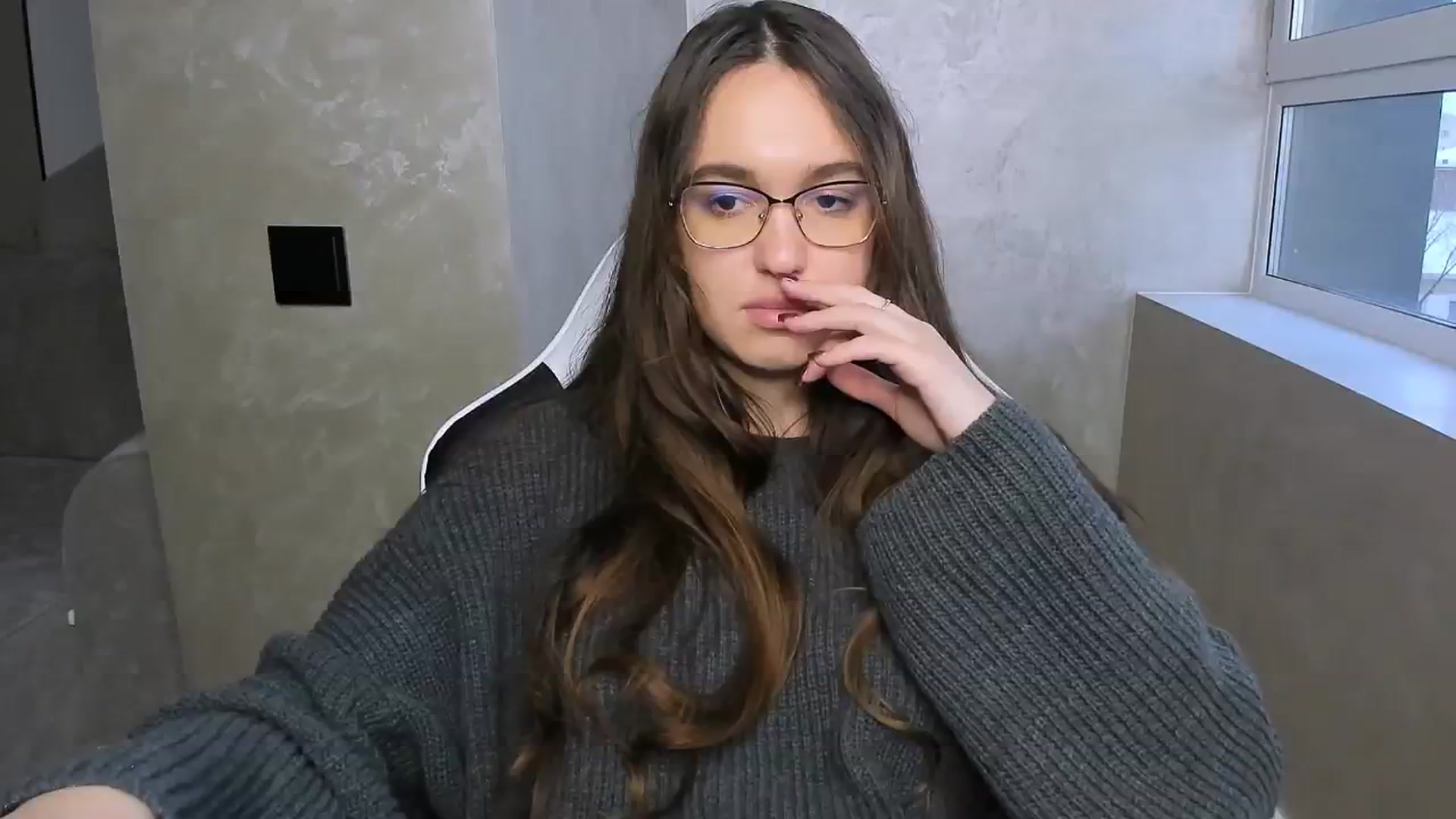 Gallery image thumbnail from StarlitAffair's myfreecams stream on, 12/13/2024, 11:42 image 19 of 20