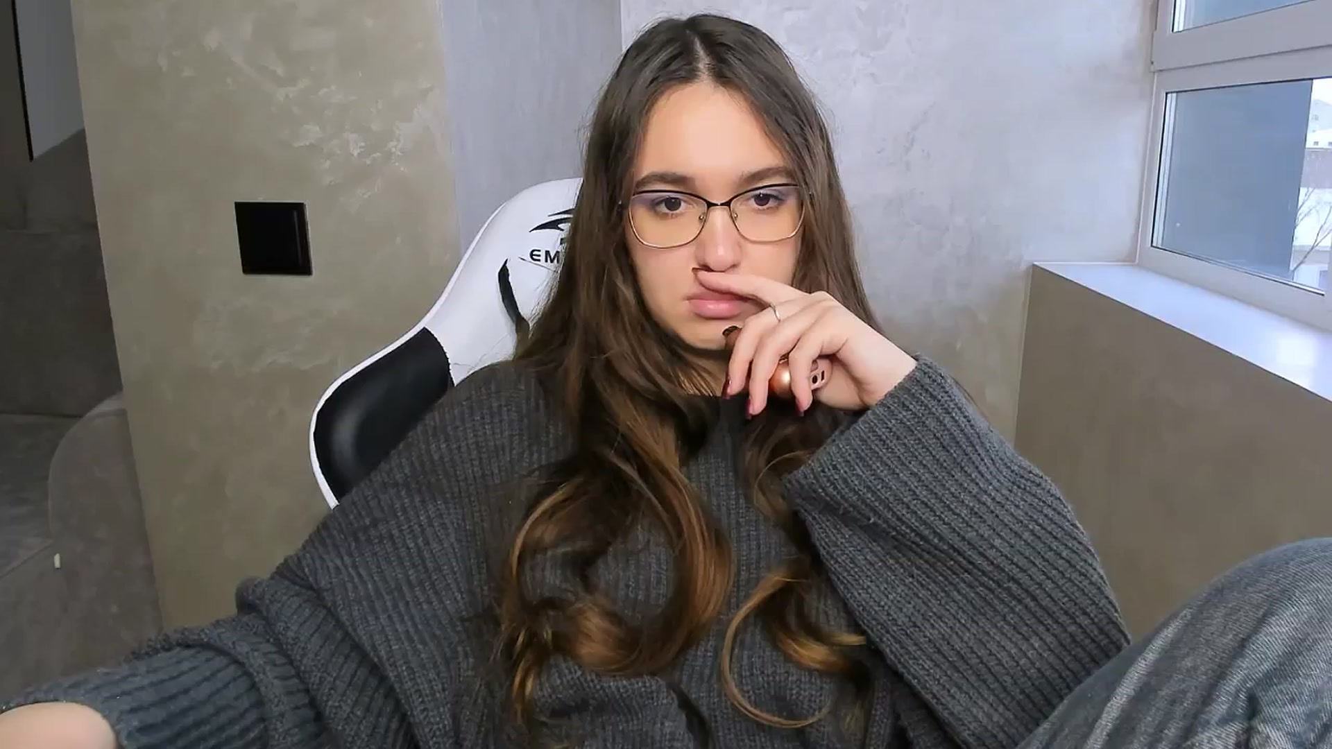 Gallery image thumbnail from StarlitAffair's myfreecams stream on, 12/13/2024, 11:42 image 12 of 20