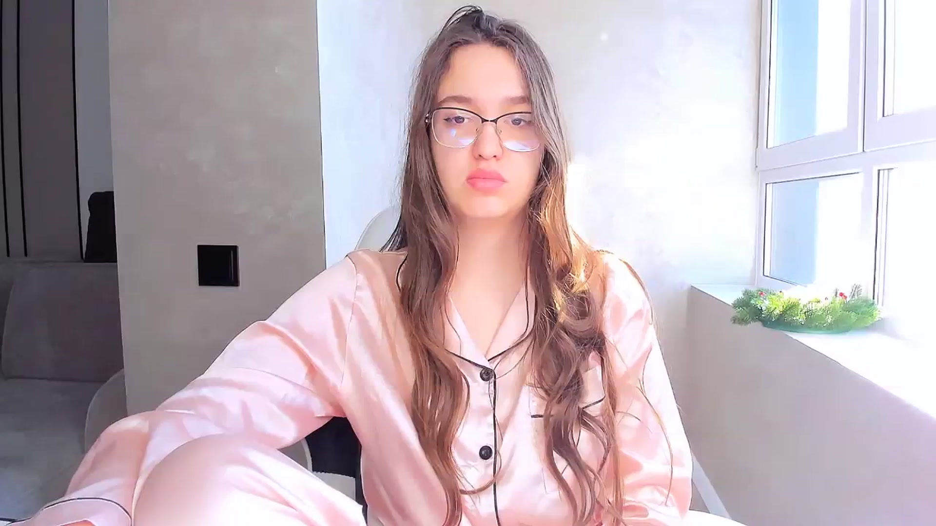 Gallery image thumbnail from StarlitAffair's myfreecams stream on, 03/24/2025, 11:15 image 6 of 20