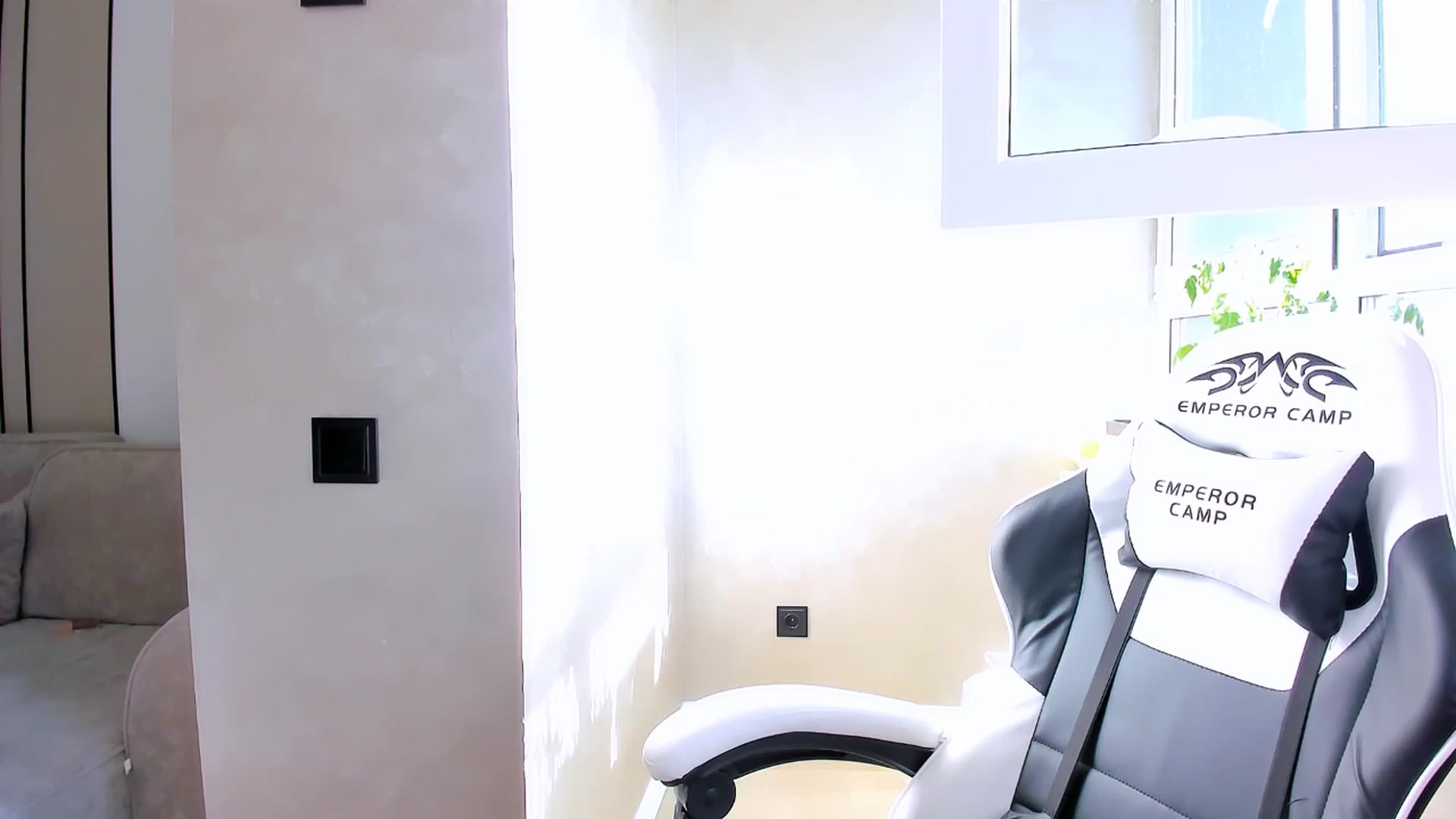Gallery image thumbnail from StarlitAffair's myfreecams stream on, 05/20/2025, 13:36 image 12 of 20