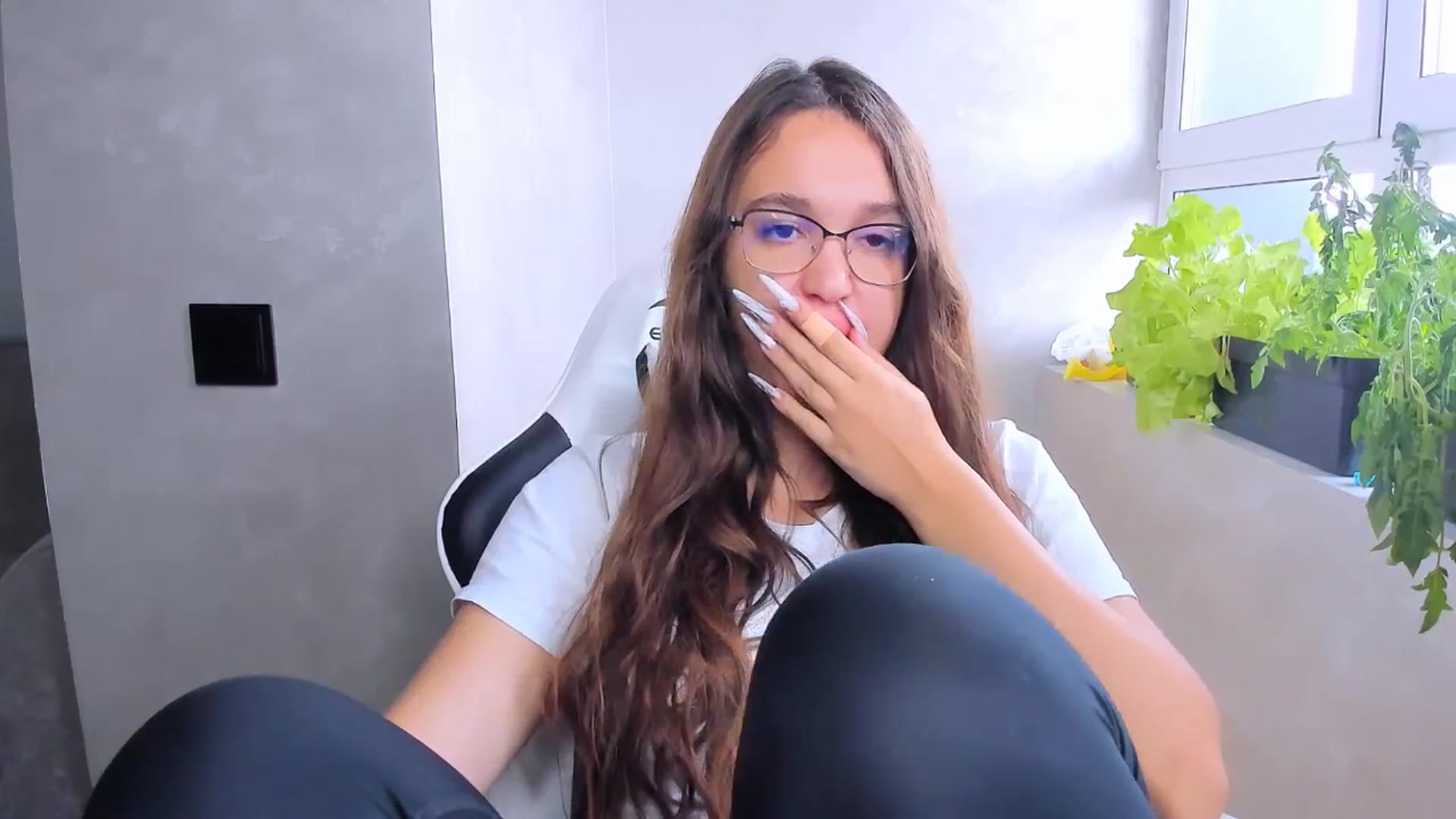 Gallery image thumbnail from StarlitAffair's myfreecams stream on, 06/20/2025, 10:04 image 10 of 20