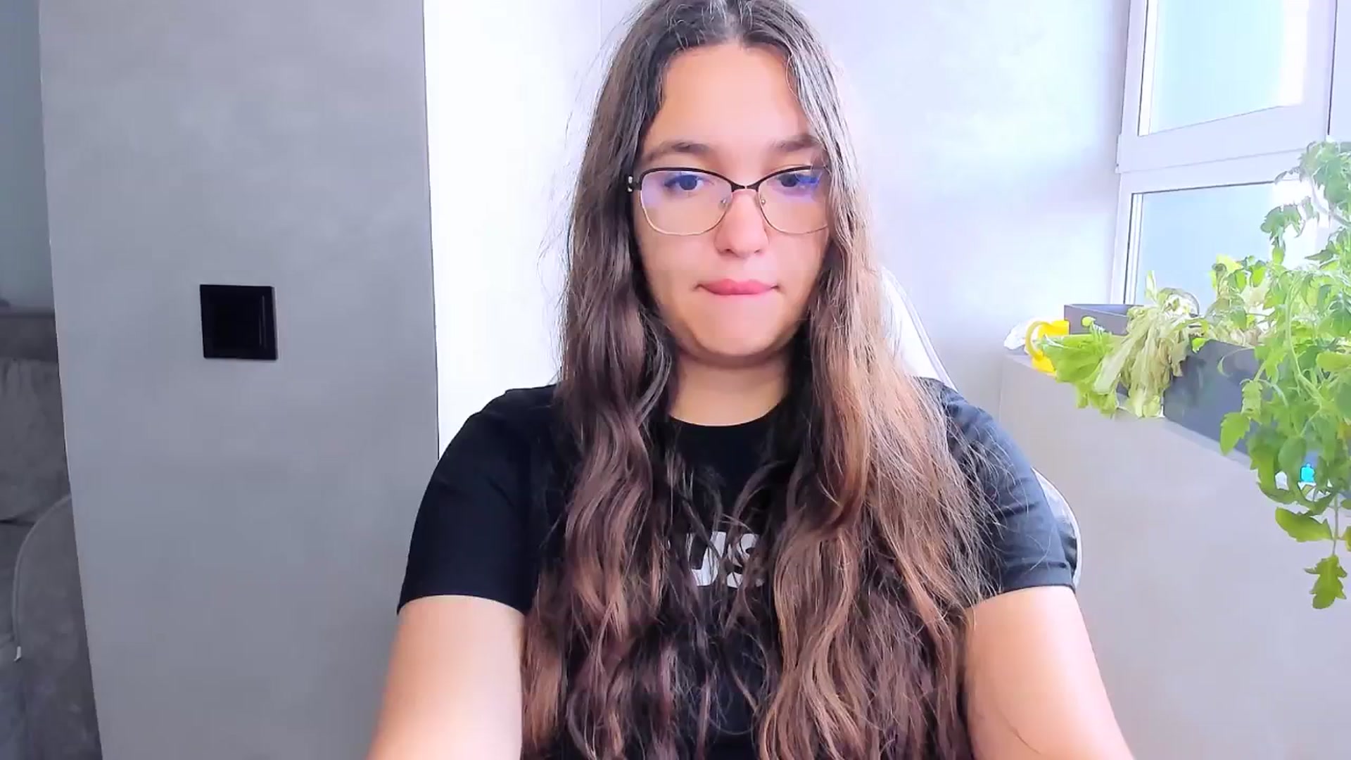 Gallery image thumbnail from StarlitAffair's myfreecams stream on, 06/24/2025, 11:50 image 19 of 20