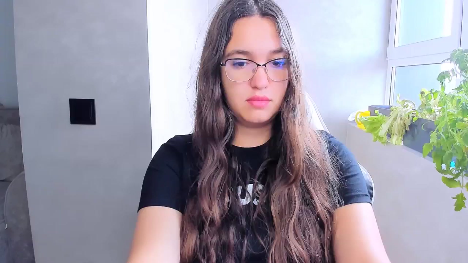 Gallery image thumbnail from StarlitAffair's myfreecams stream on, 06/24/2025, 11:50 image 14 of 20