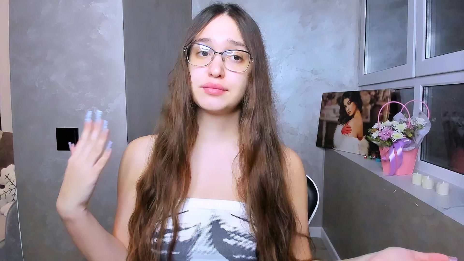 Gallery image thumbnail from StarlitAffair's myfreecams stream on, 12/26/2025, 15:49 image 1 of 20