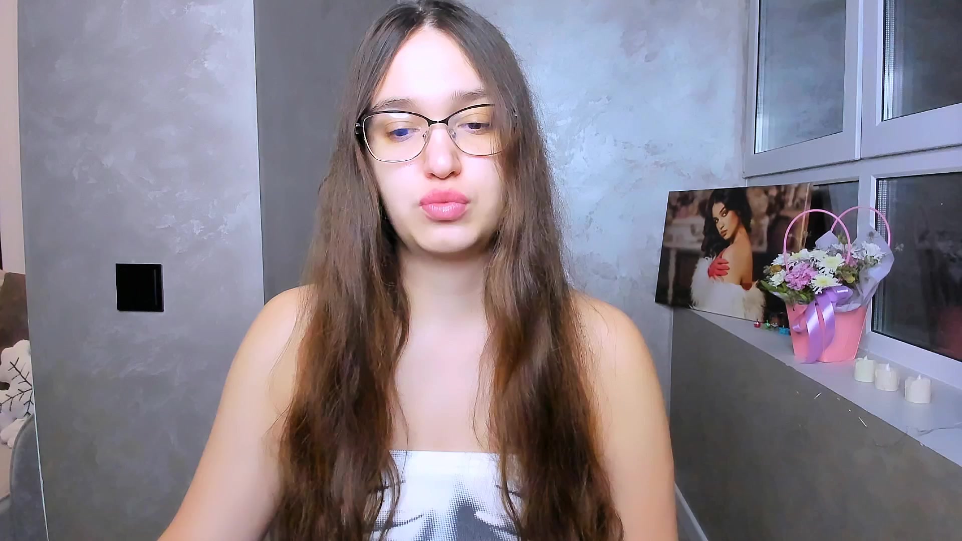 Gallery image thumbnail from StarlitAffair's myfreecams stream on, 12/26/2025, 15:49 image 6 of 20