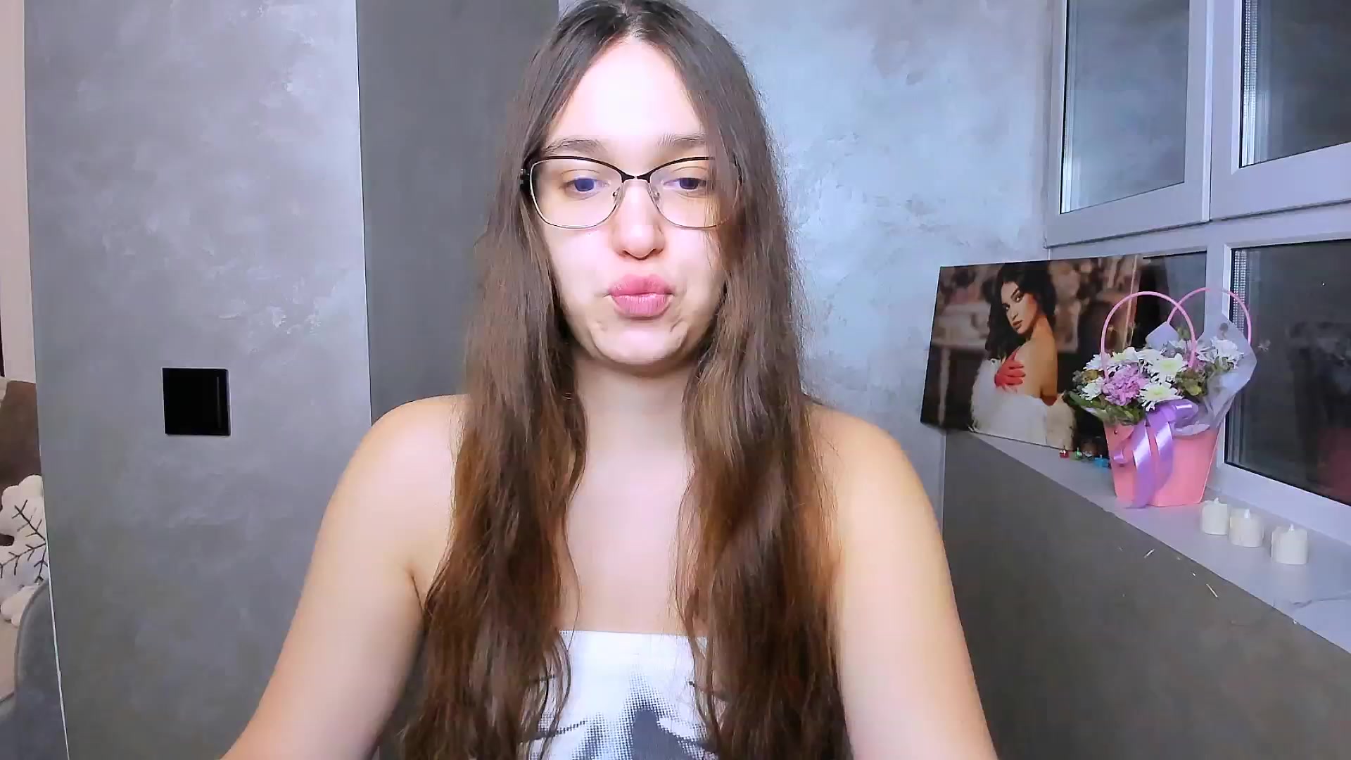 Gallery image thumbnail from StarlitAffair's myfreecams stream on, 12/26/2025, 15:49 image 5 of 20