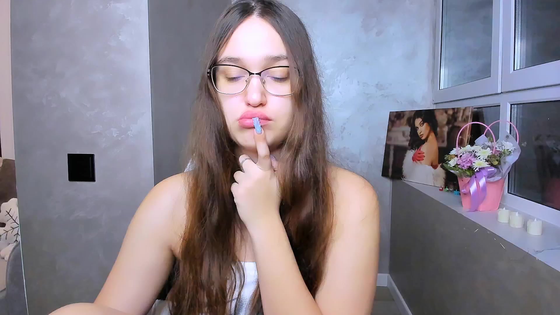 Gallery image thumbnail from StarlitAffair's myfreecams stream on, 12/26/2025, 15:49 image 10 of 20