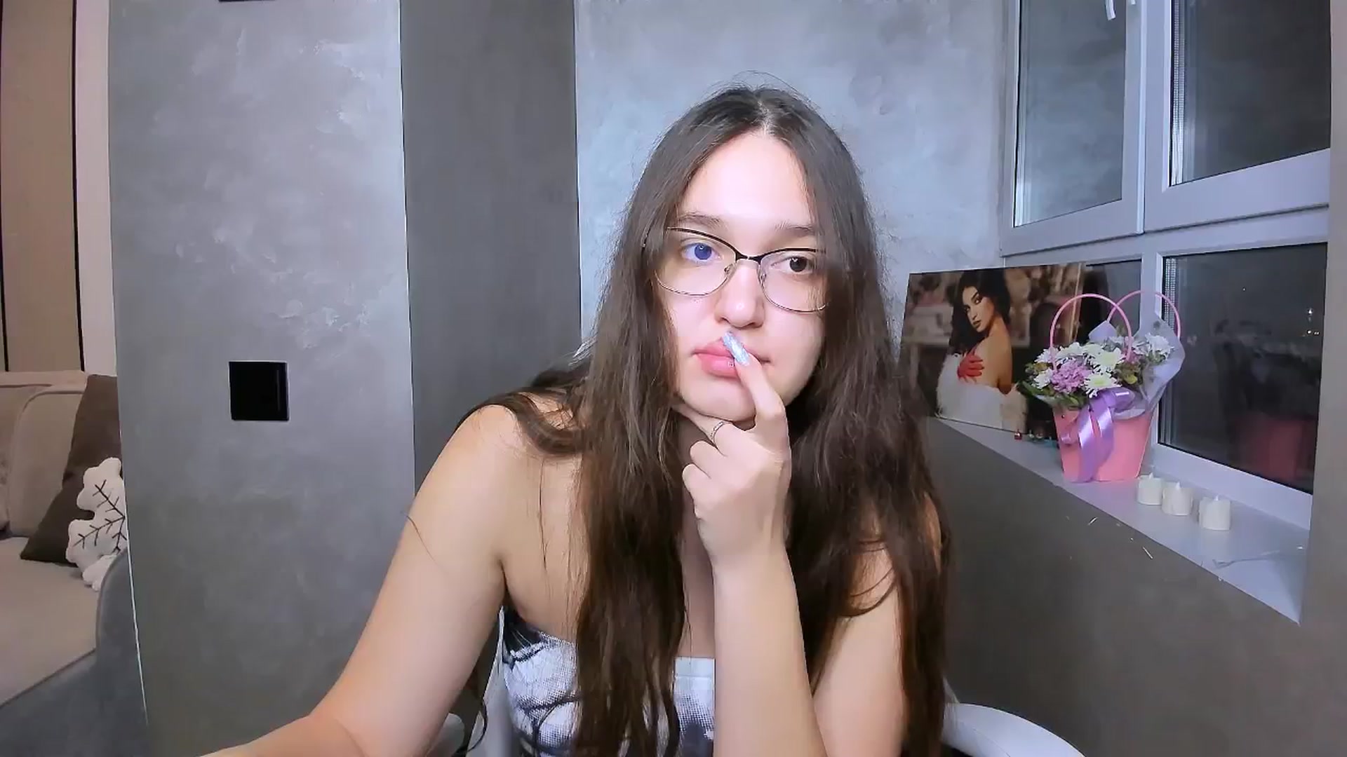 Gallery image thumbnail from StarlitAffair's myfreecams stream on, 12/26/2025, 17:23 image 19 of 20