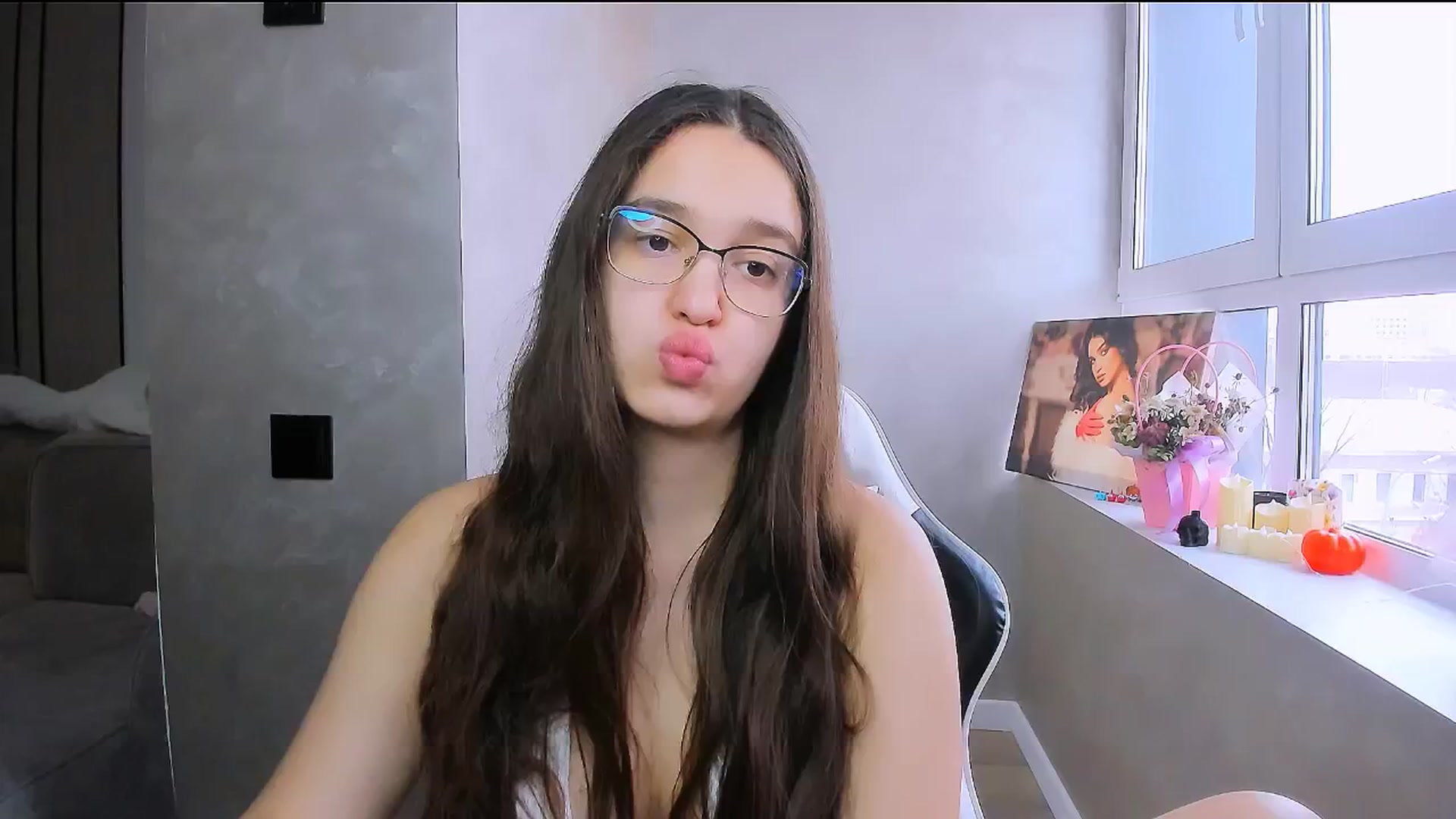 Gallery image thumbnail from StarlitAffair's myfreecams stream on, 01/21/2026, 10:59 image 18 of 20