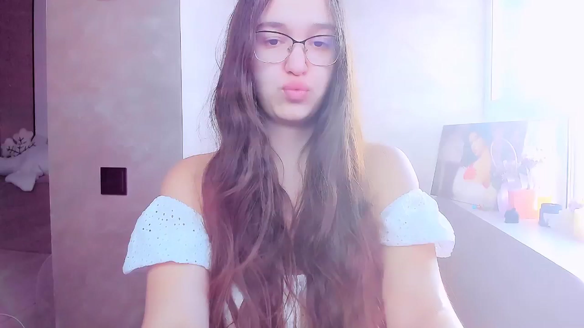 Gallery image thumbnail from StarlitAffair's myfreecams stream on, 01/27/2026, 11:23 image 17 of 20