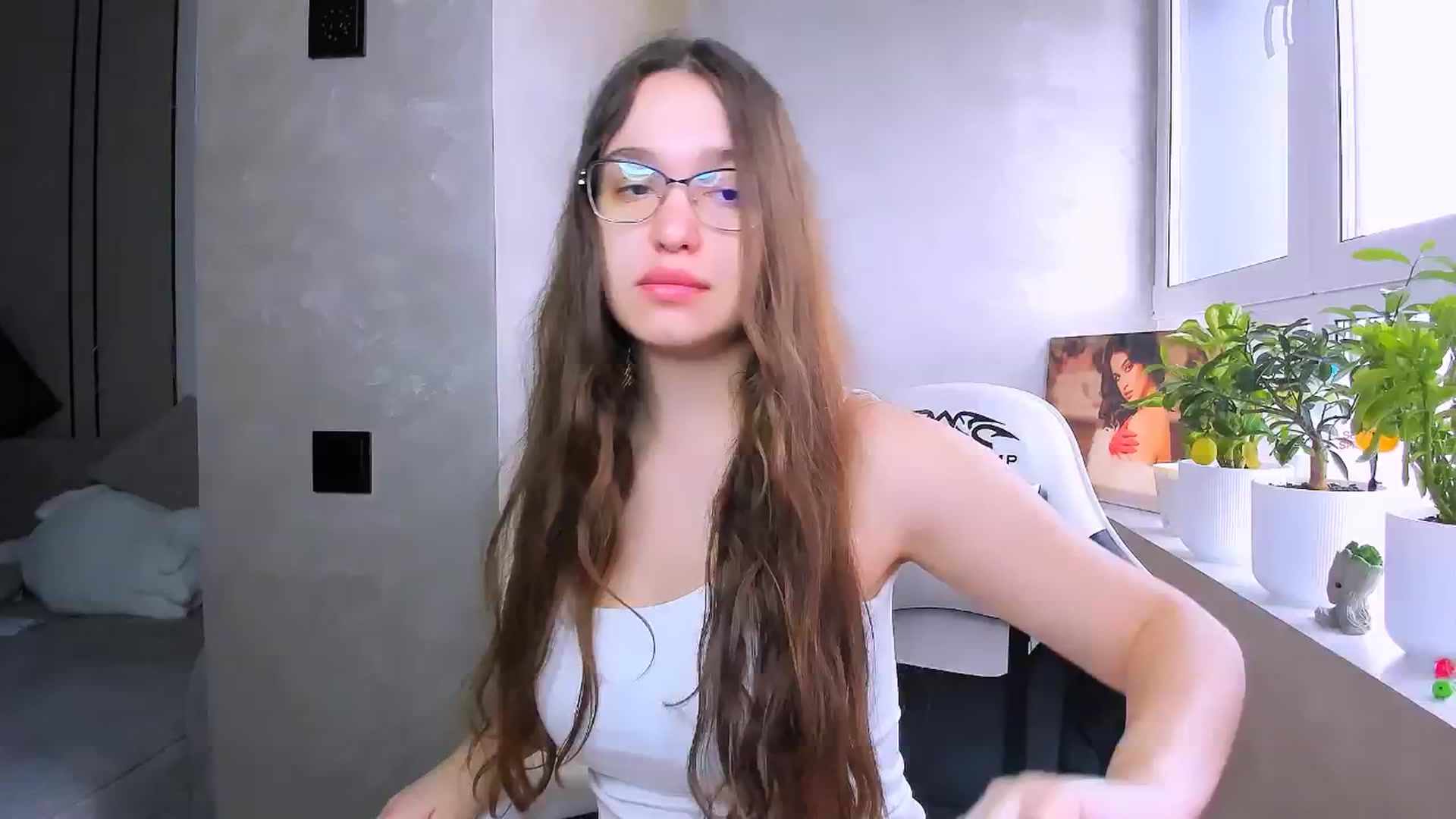 Gallery image thumbnail from StarlitAffair's myfreecams stream on, 04/13/2026, 06:52 image 1 of 20