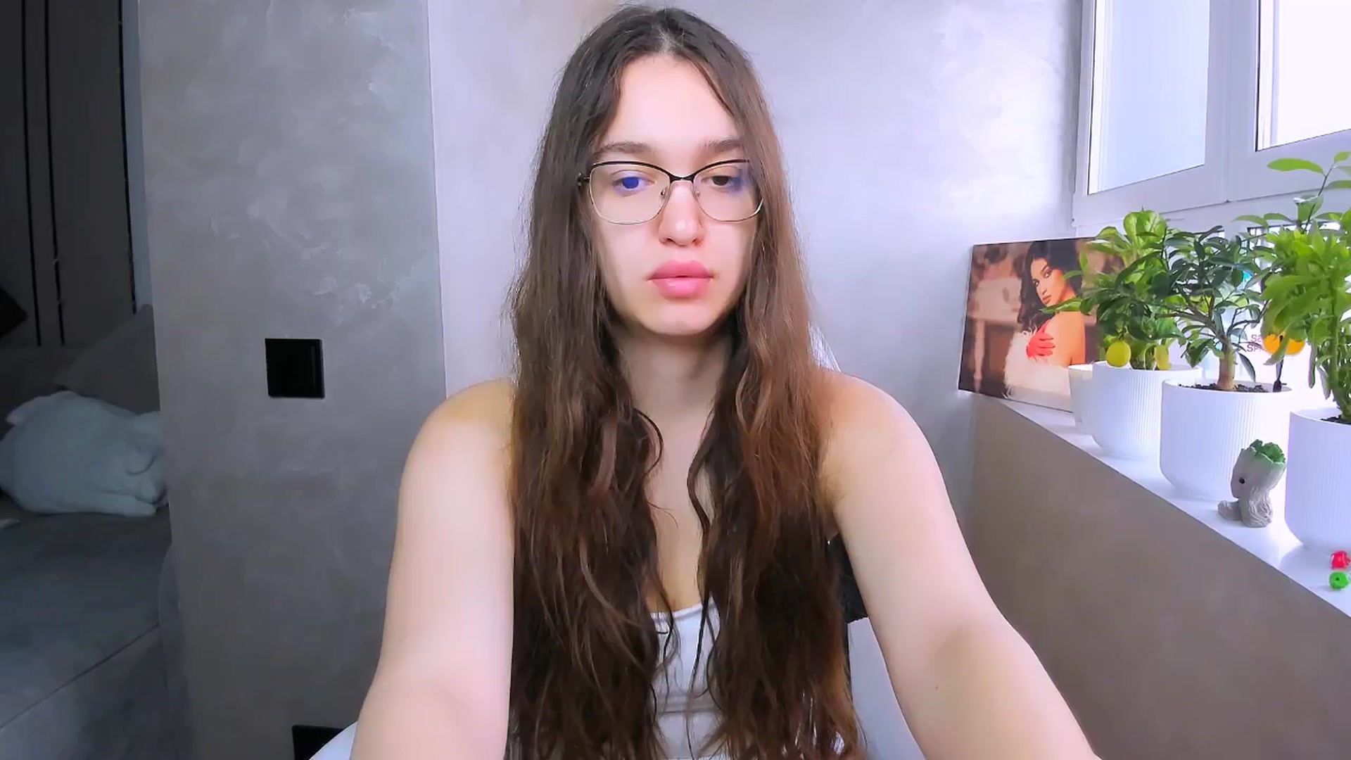 Gallery image thumbnail from StarlitAffair's myfreecams stream on, 04/13/2026, 06:52 image 14 of 20