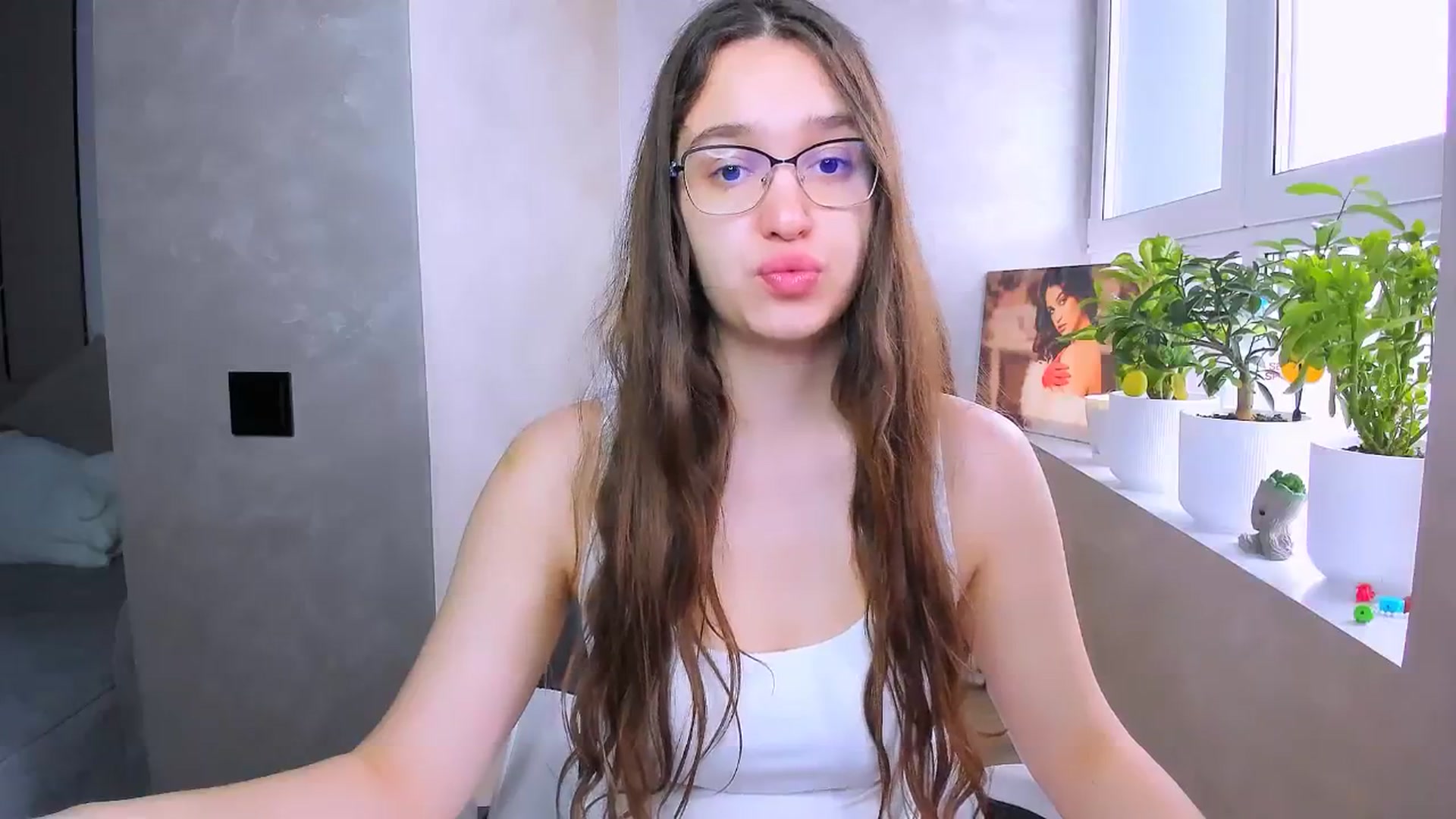 Gallery image thumbnail from StarlitAffair's myfreecams stream on, 04/13/2026, 08:31 image 19 of 20