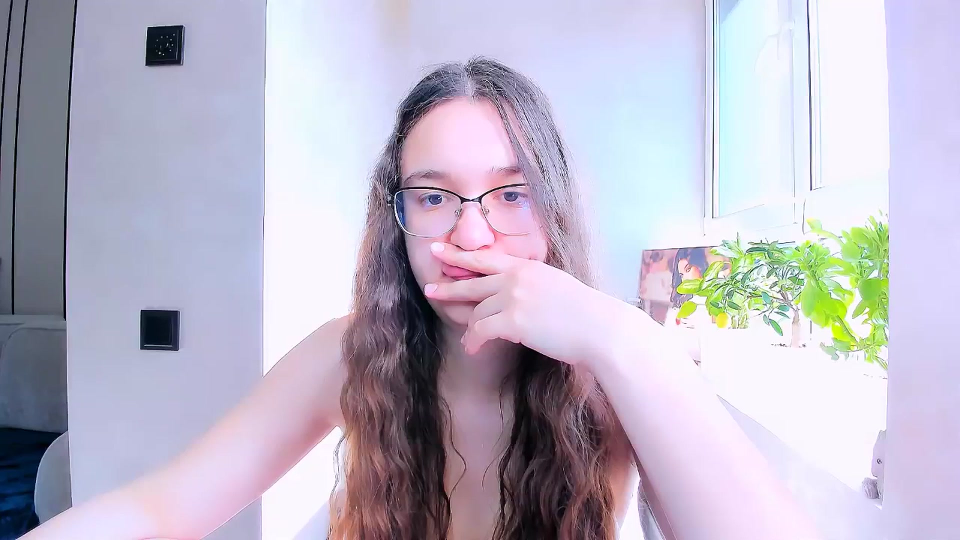 Gallery image thumbnail from StarlitAffair's myfreecams stream on, 04/29/2026, 12:16 image 18 of 20
