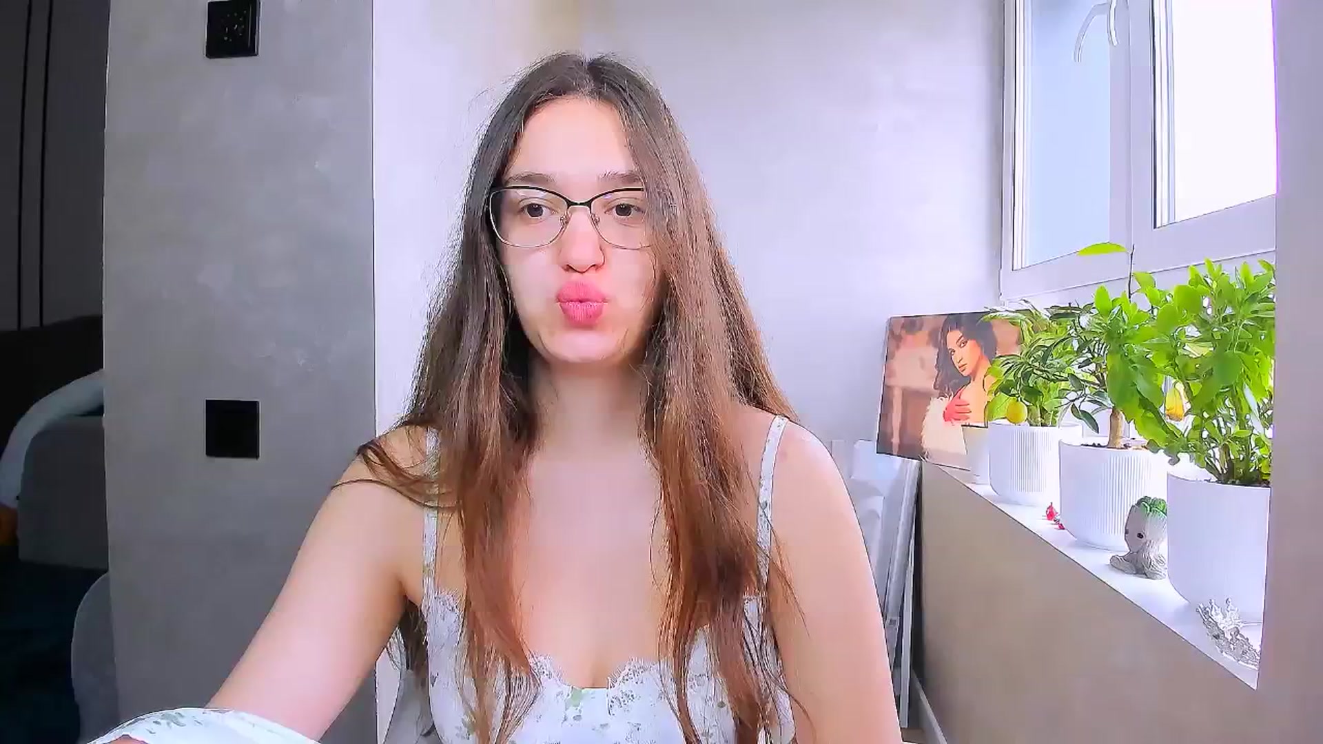 Gallery image thumbnail from StarlitAffair's myfreecams stream on, 05/04/2026, 12:09 image 4 of 20