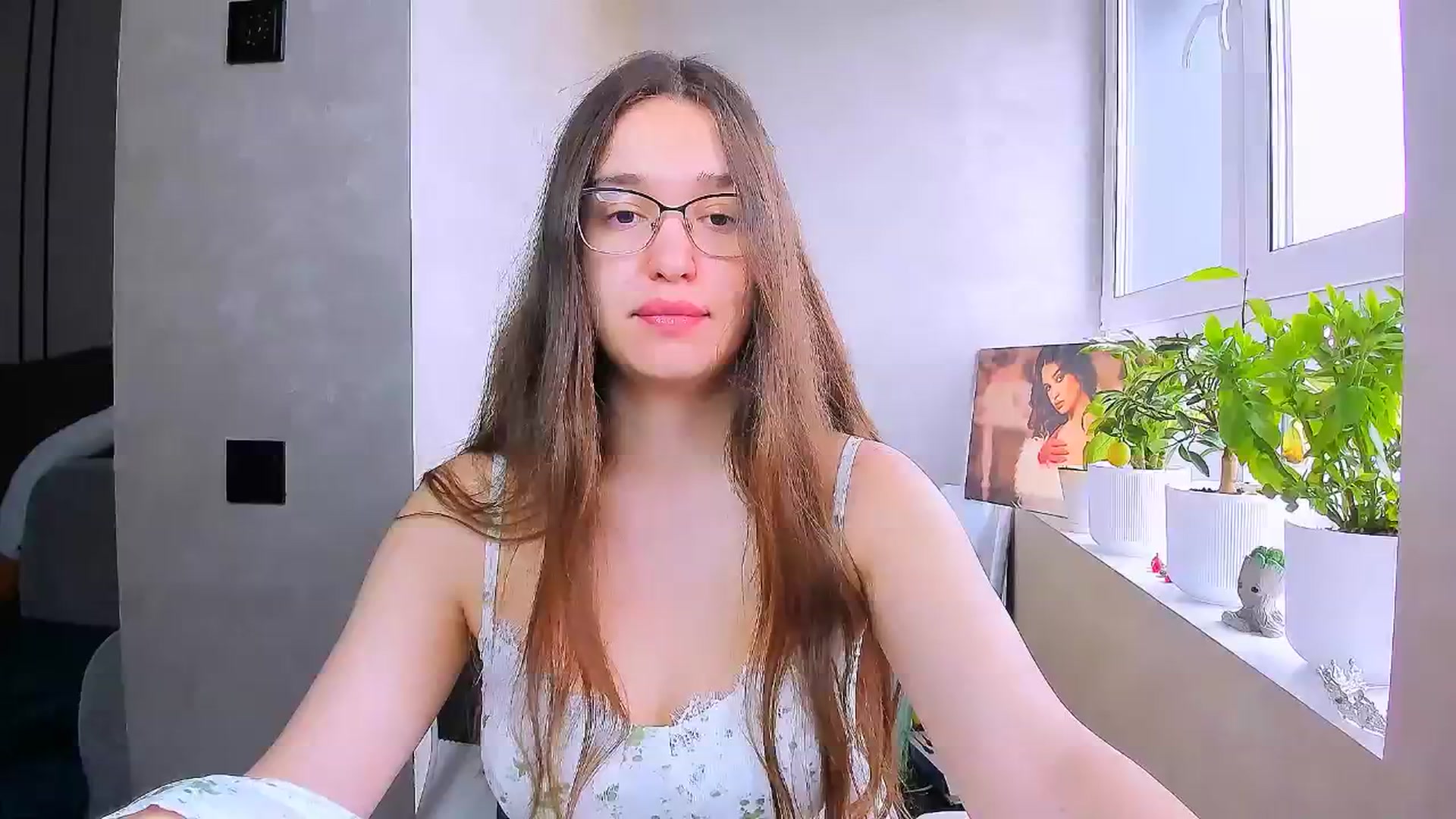 Gallery image thumbnail from StarlitAffair's myfreecams stream on, 05/04/2026, 12:09 image 5 of 20