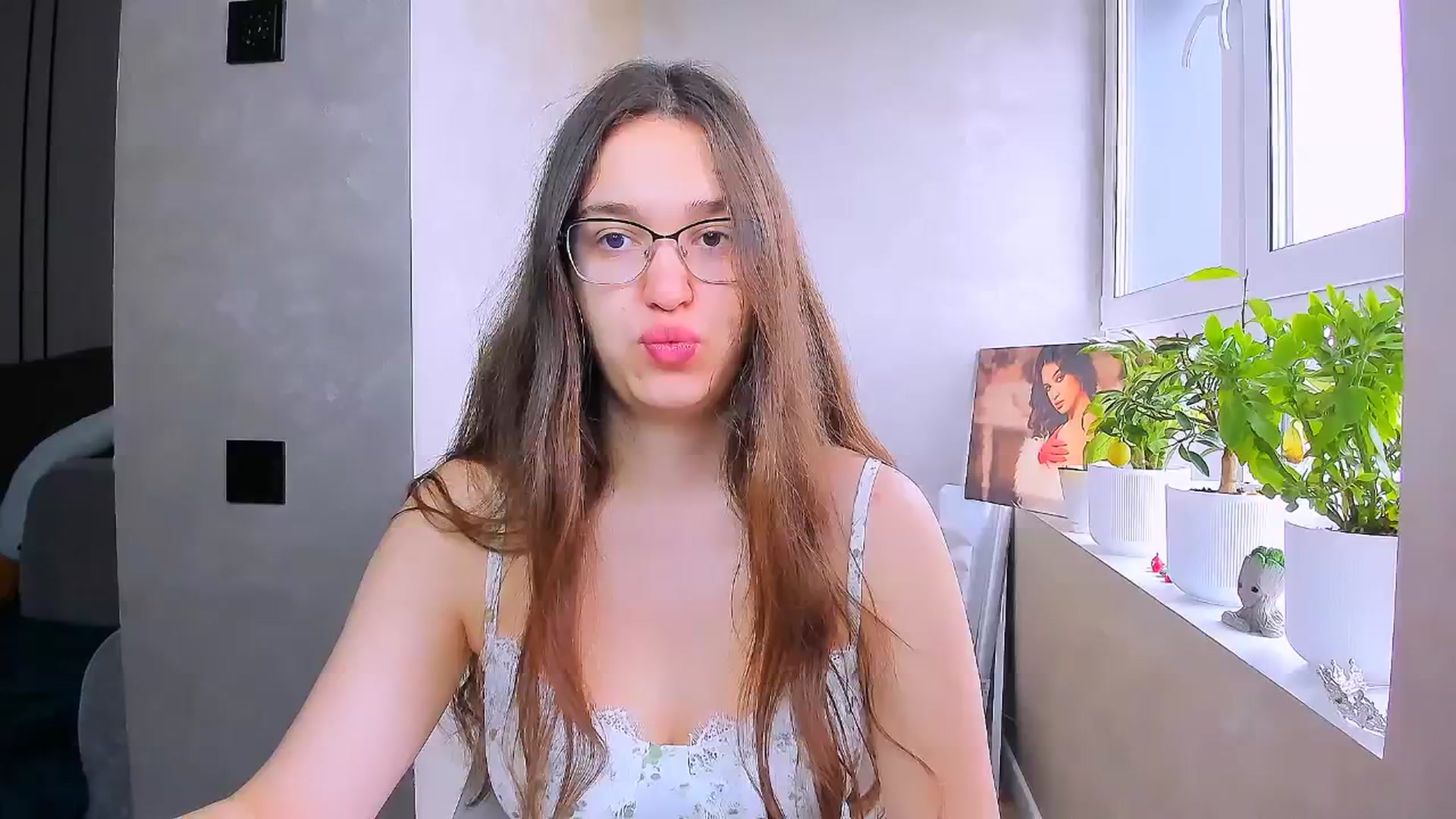 Gallery image thumbnail from StarlitAffair's myfreecams stream on, 05/04/2026, 12:09 image 3 of 20