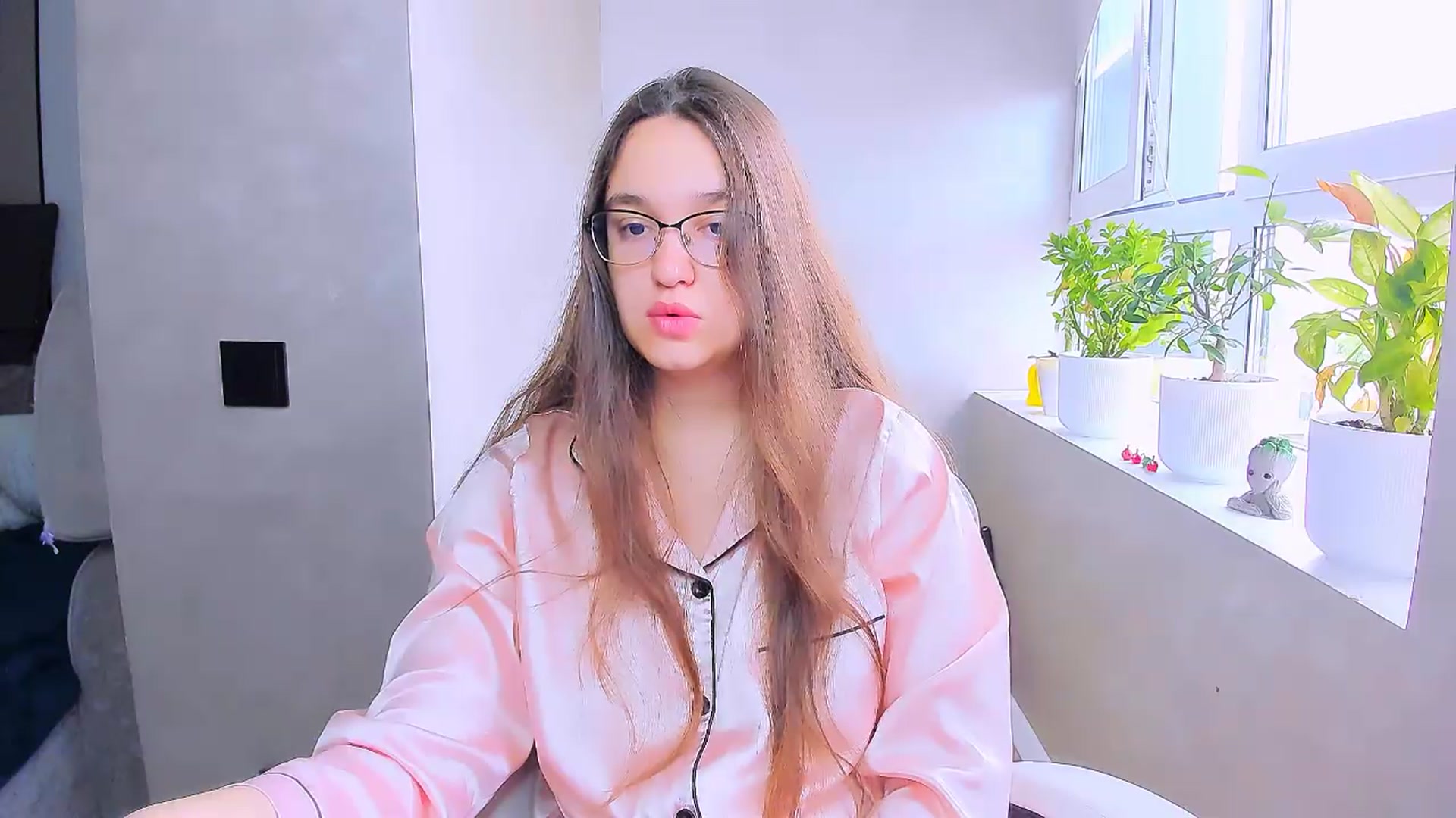 Gallery image thumbnail from StarlitAffair's myfreecams stream on, 05/19/2026, 06:48 image 8 of 20