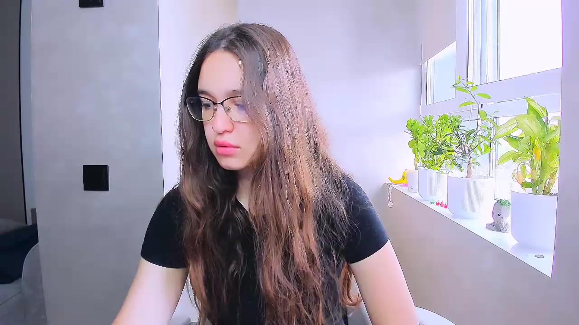 Gallery image thumbnail from StarlitAffair's myfreecams stream on, 06/02/2026, 06:32 image 14 of 20