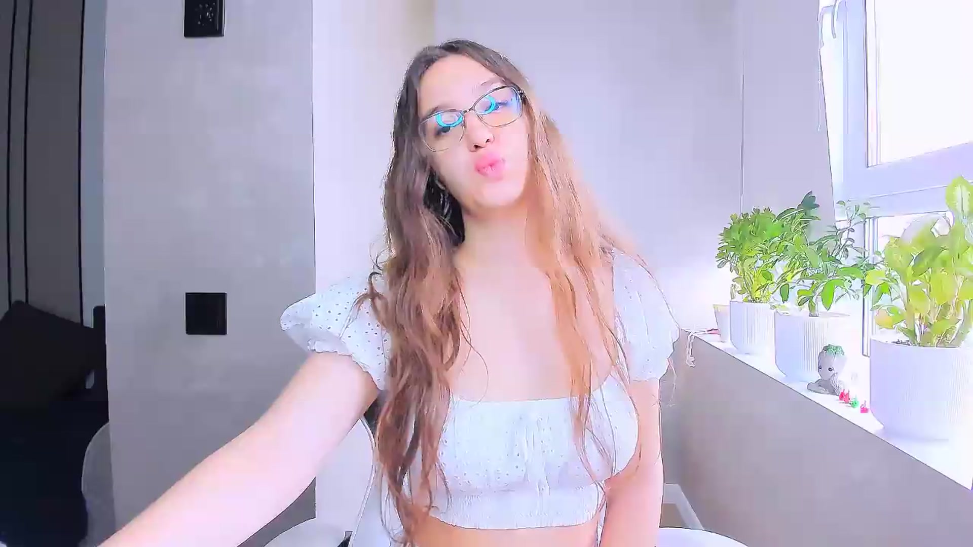 Gallery image thumbnail from StarlitAffair's myfreecams stream on, 06/22/2026, 07:28 image 12 of 20