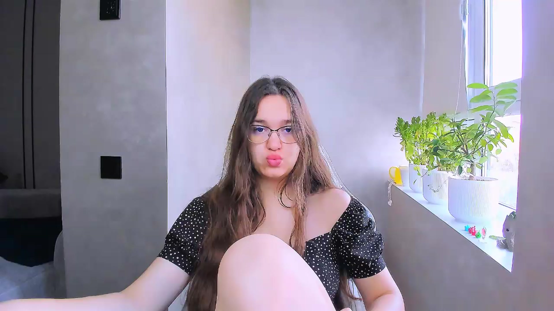 Gallery image thumbnail from StarlitAffair's myfreecams stream on, 07/10/2026, 07:24 image 10 of 20