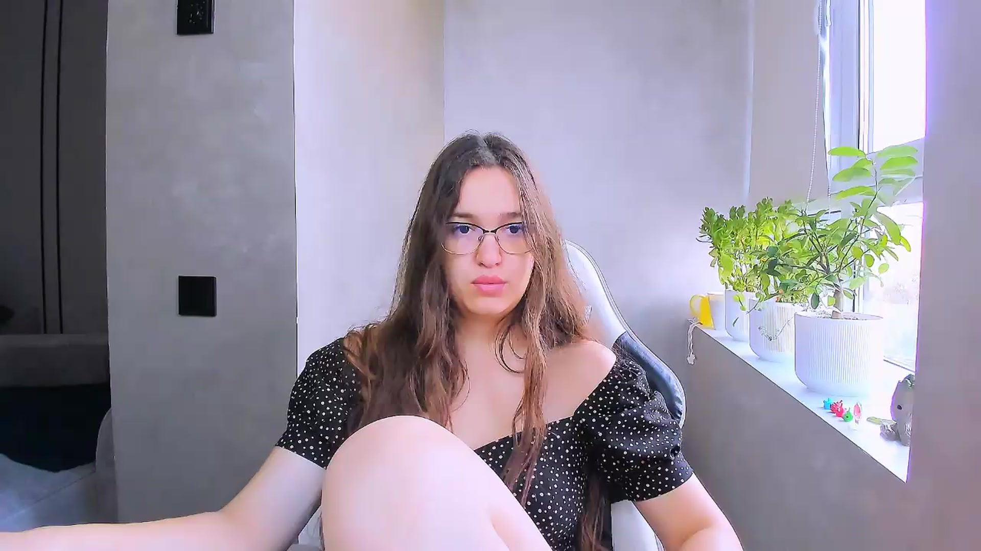 Gallery image thumbnail from StarlitAffair's myfreecams stream on, 07/10/2026, 07:24 image 13 of 20