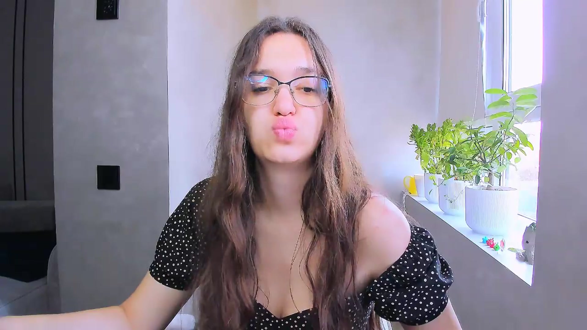 Gallery image thumbnail from StarlitAffair's myfreecams stream on, 07/10/2026, 08:27 image 18 of 20