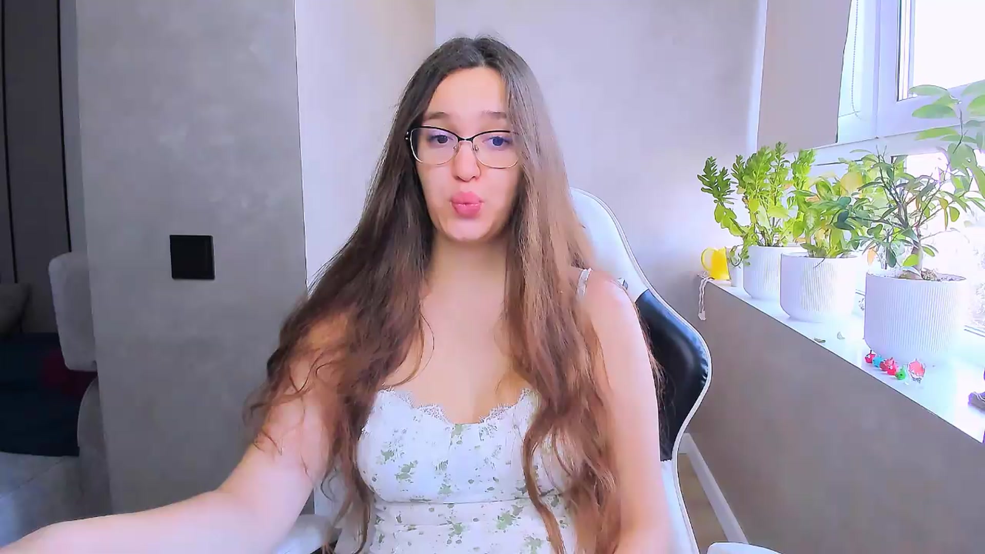 Gallery image thumbnail from StarlitAffair's myfreecams stream on, 07/17/2026, 09:01 image 7 of 20
