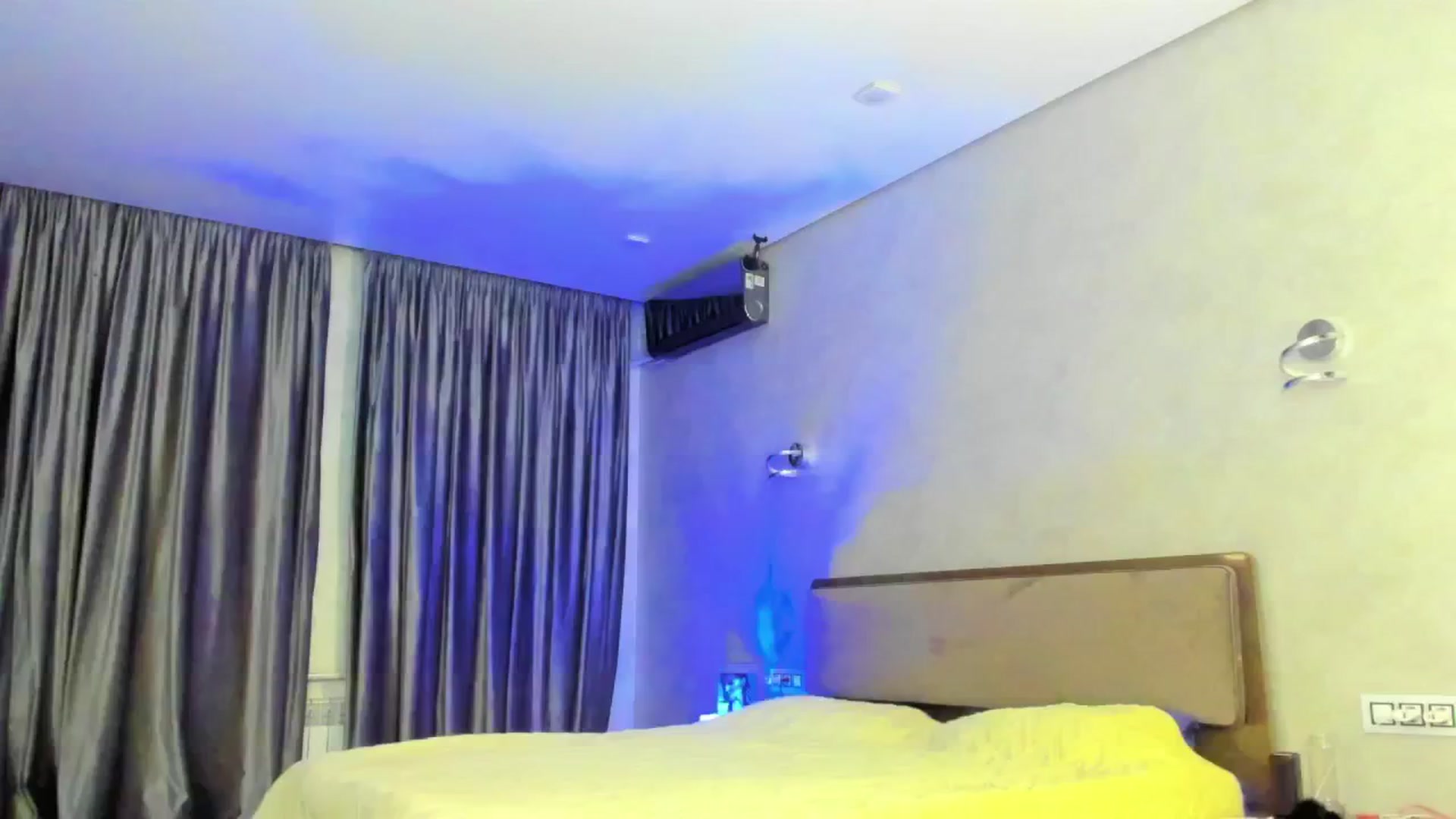 Gallery image thumbnail from StartWithK's myfreecams stream on, 02/01/2025, 21:02 image 3 of 20