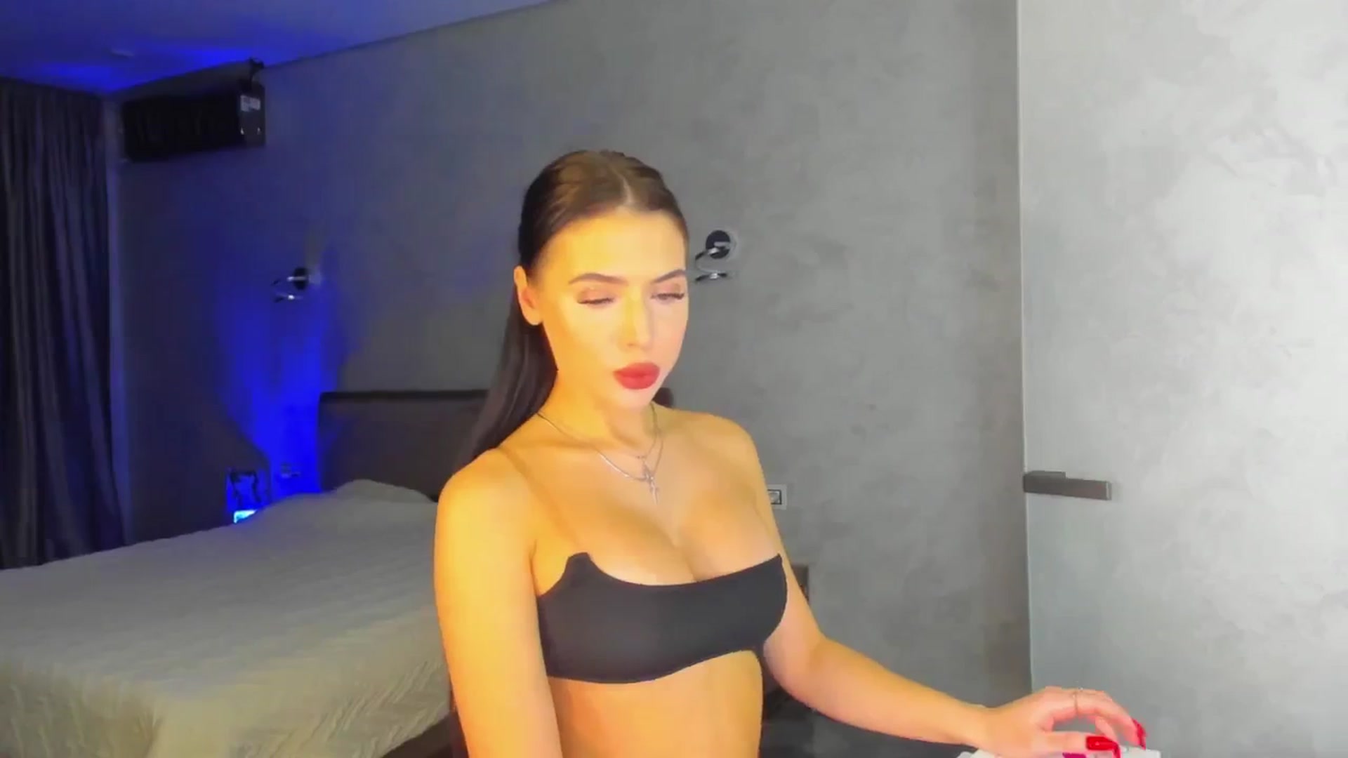 Gallery image thumbnail from StartWithK's myfreecams stream on, 02/03/2025, 19:08 image 20 of 20