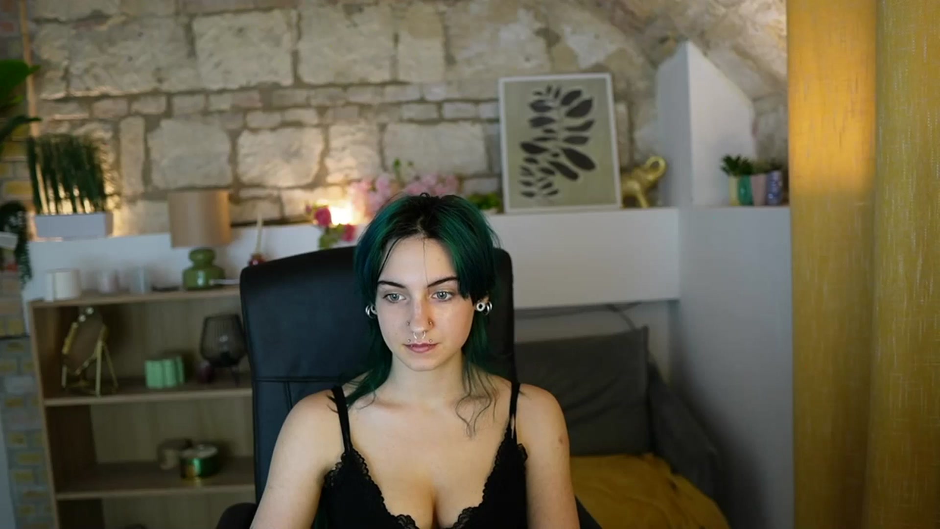 Gallery image thumbnail from Stasha_Baby's myfreecams stream on, 03/15/2026, 18:17 image 17 of 20