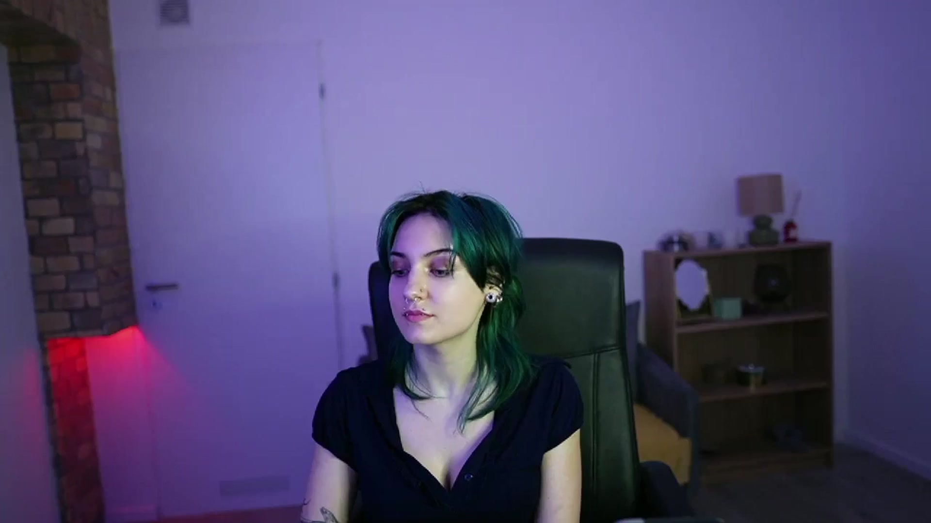 Gallery image thumbnail from Stasha_Baby's myfreecams stream on, 03/17/2026, 13:18 image 2 of 20