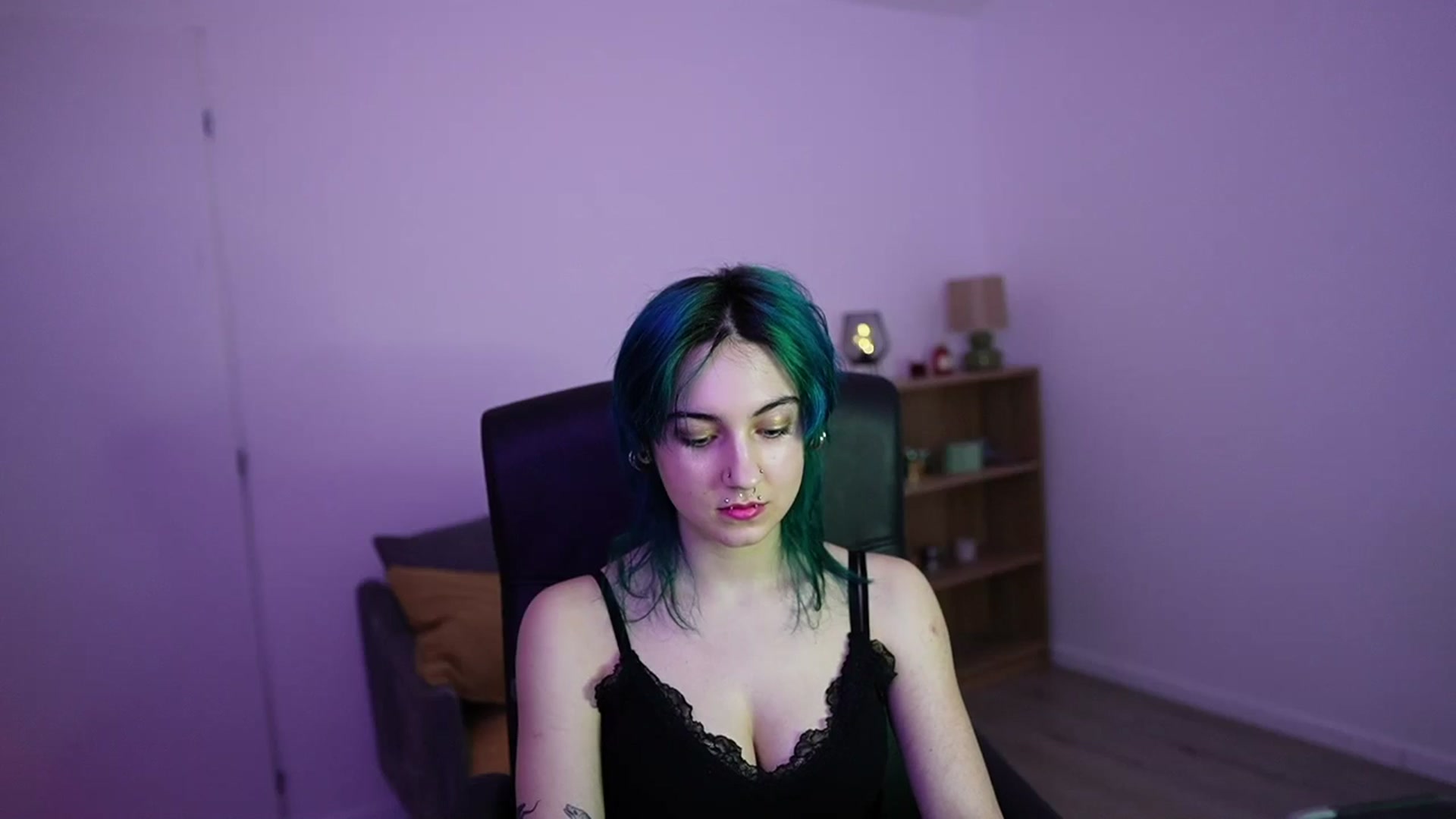 Gallery image thumbnail from Stasha_Baby's myfreecams stream on, 03/18/2026, 10:46 image 2 of 20