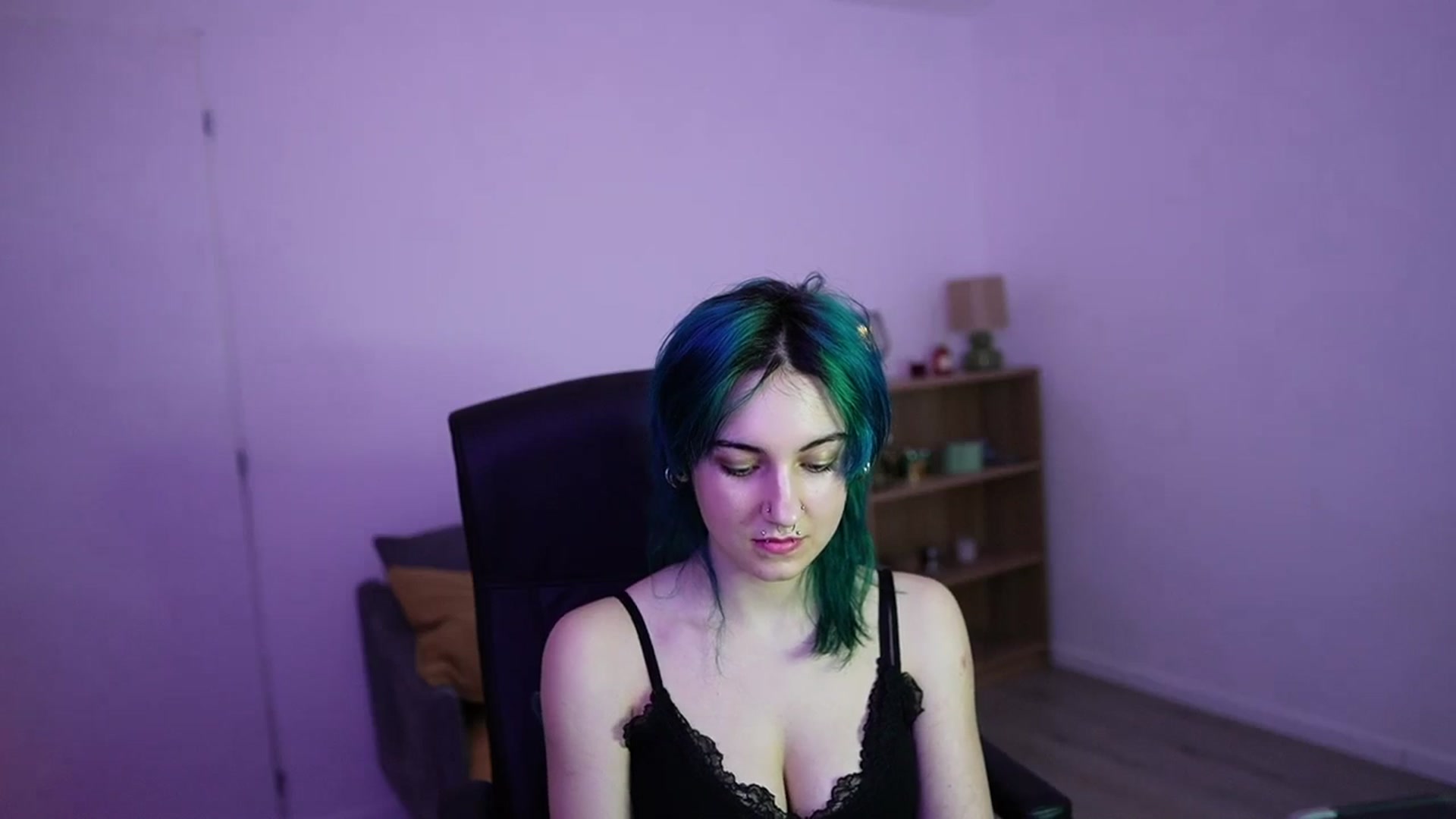 Gallery image thumbnail from Stasha_Baby's myfreecams stream on, 03/18/2026, 10:46 image 17 of 20
