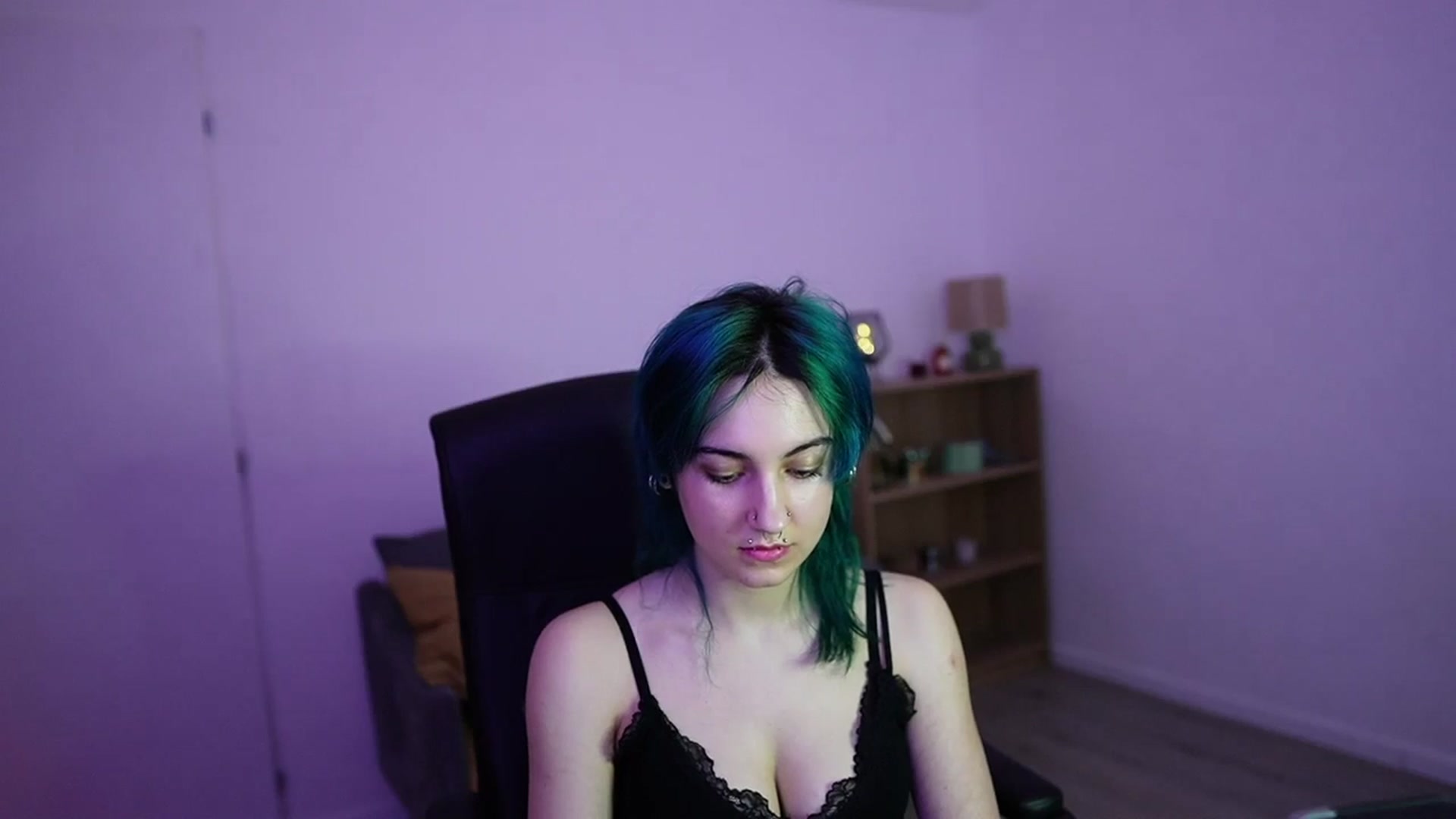 Gallery image thumbnail from Stasha_Baby's myfreecams stream on, 03/18/2026, 10:46 image 18 of 20