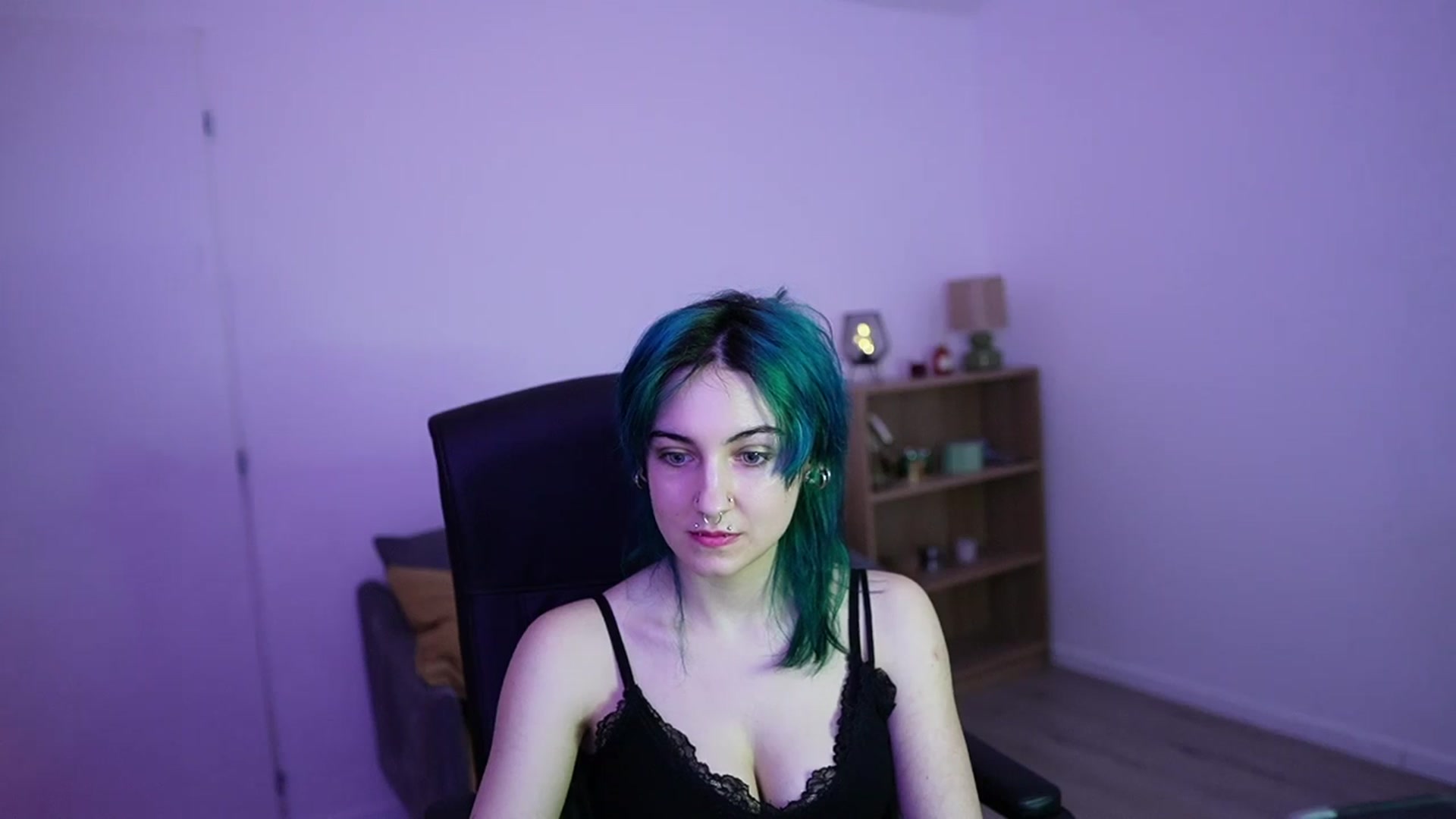 Gallery image thumbnail from Stasha_Baby's myfreecams stream on, 03/18/2026, 10:46 image 19 of 20