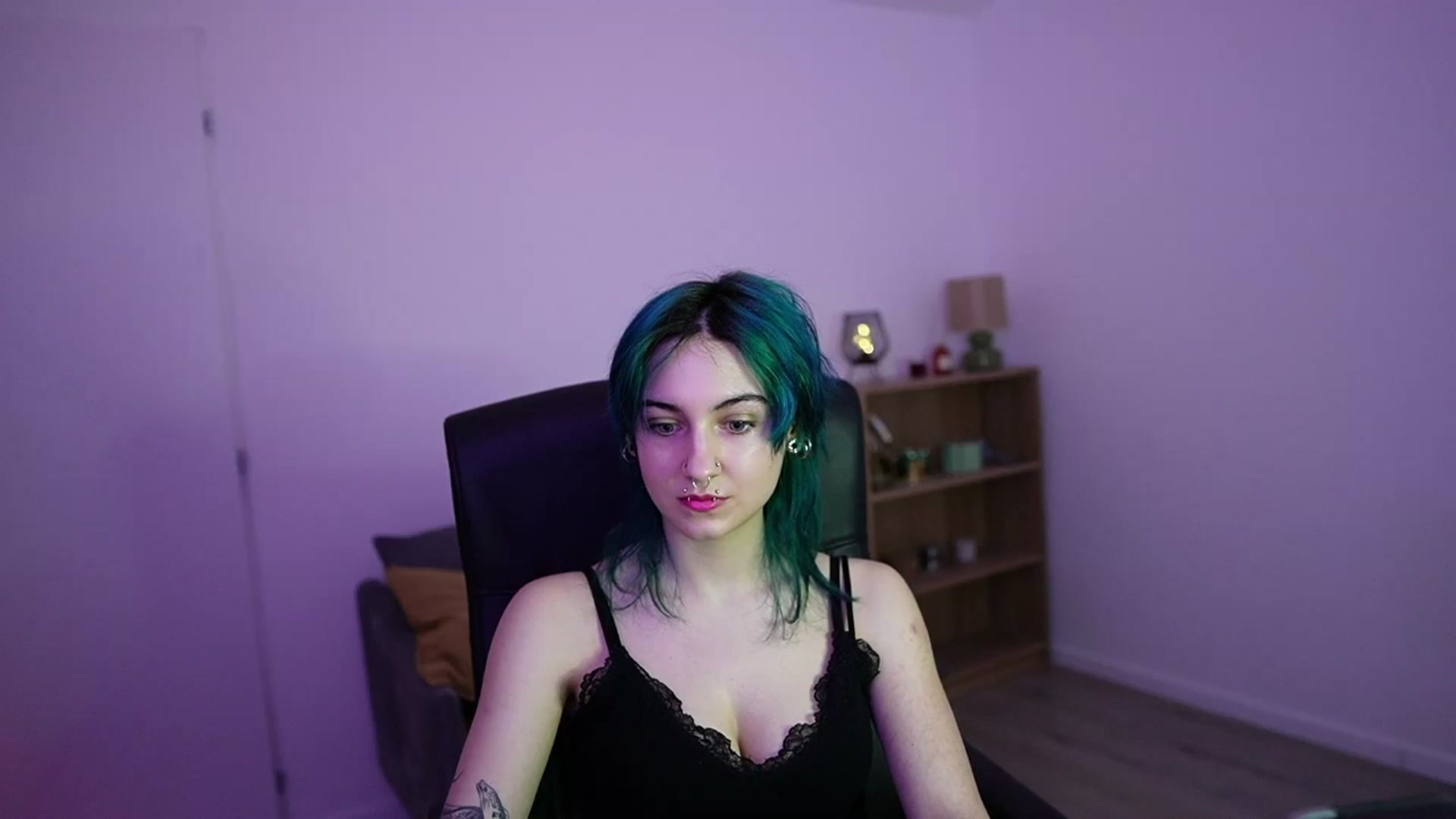 Gallery image thumbnail from Stasha_Baby's myfreecams stream on, 03/18/2026, 10:46 image 3 of 20