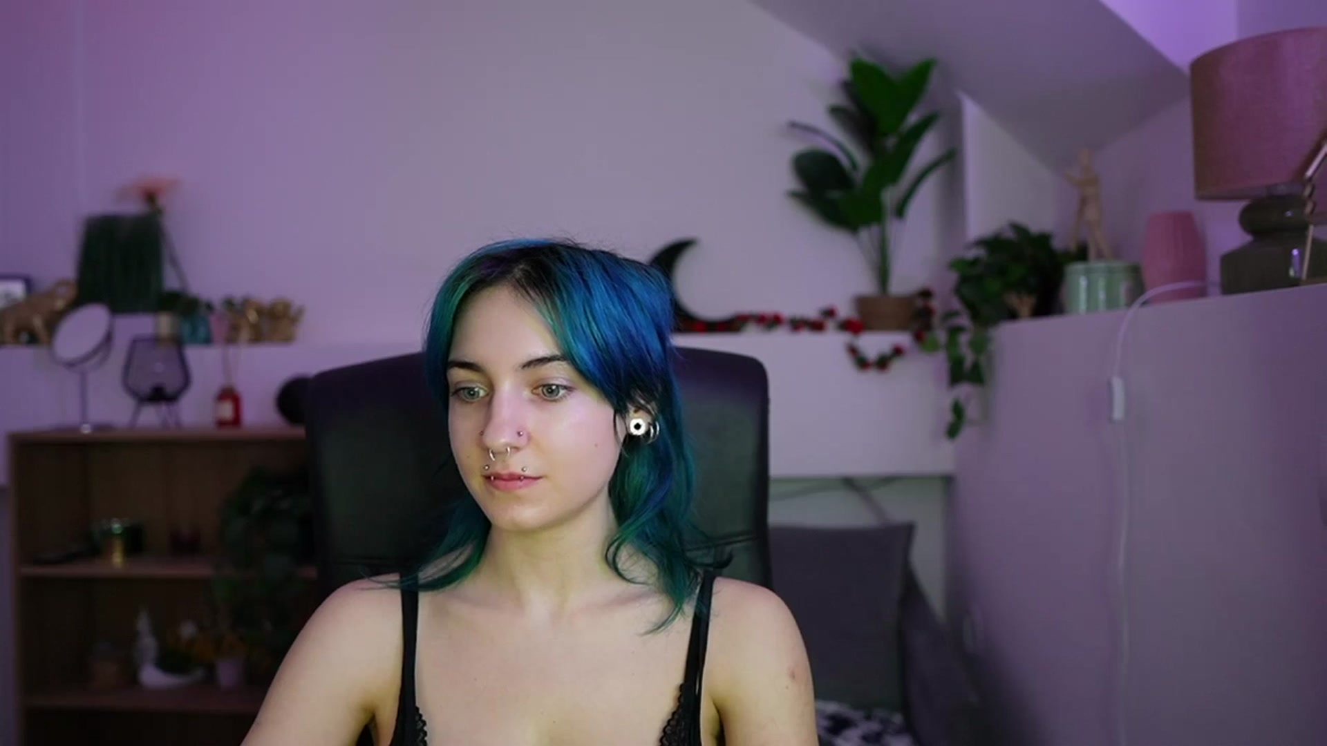 Gallery image thumbnail from Stasha_Baby's myfreecams stream on, 03/25/2026, 10:37 image 15 of 20