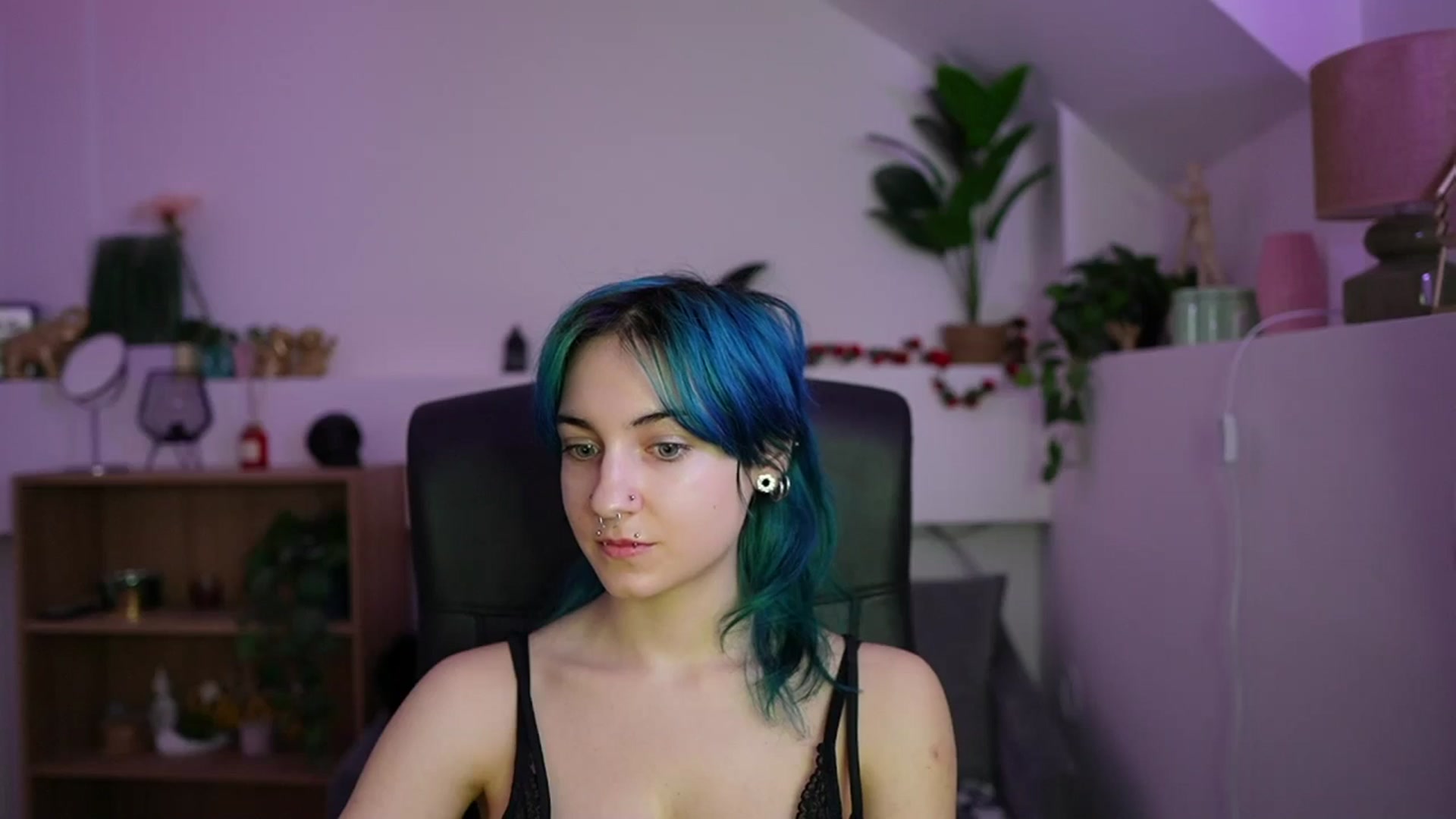 Gallery image thumbnail from Stasha_Baby's myfreecams stream on, 03/25/2026, 10:37 image 5 of 20