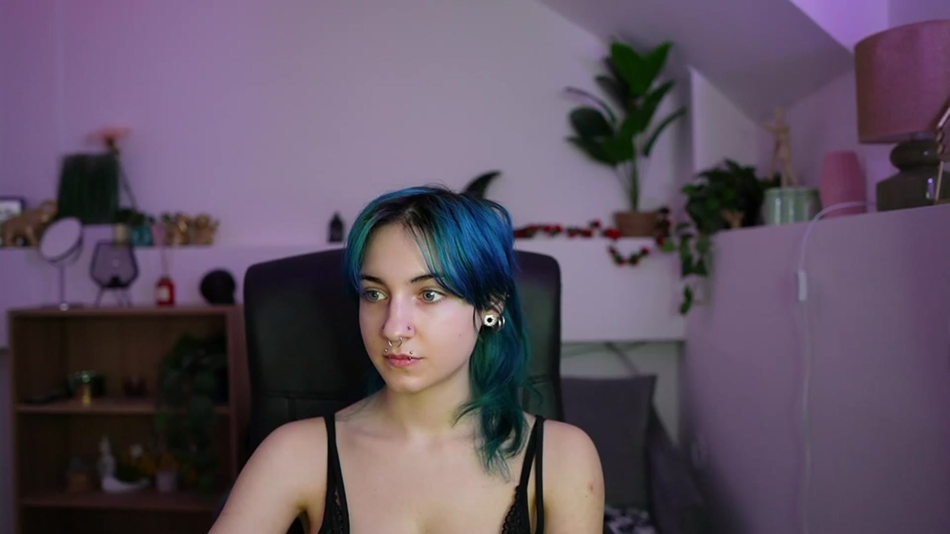 Gallery image thumbnail from Stasha_Baby's myfreecams stream on, 03/25/2026, 10:37 image 7 of 20