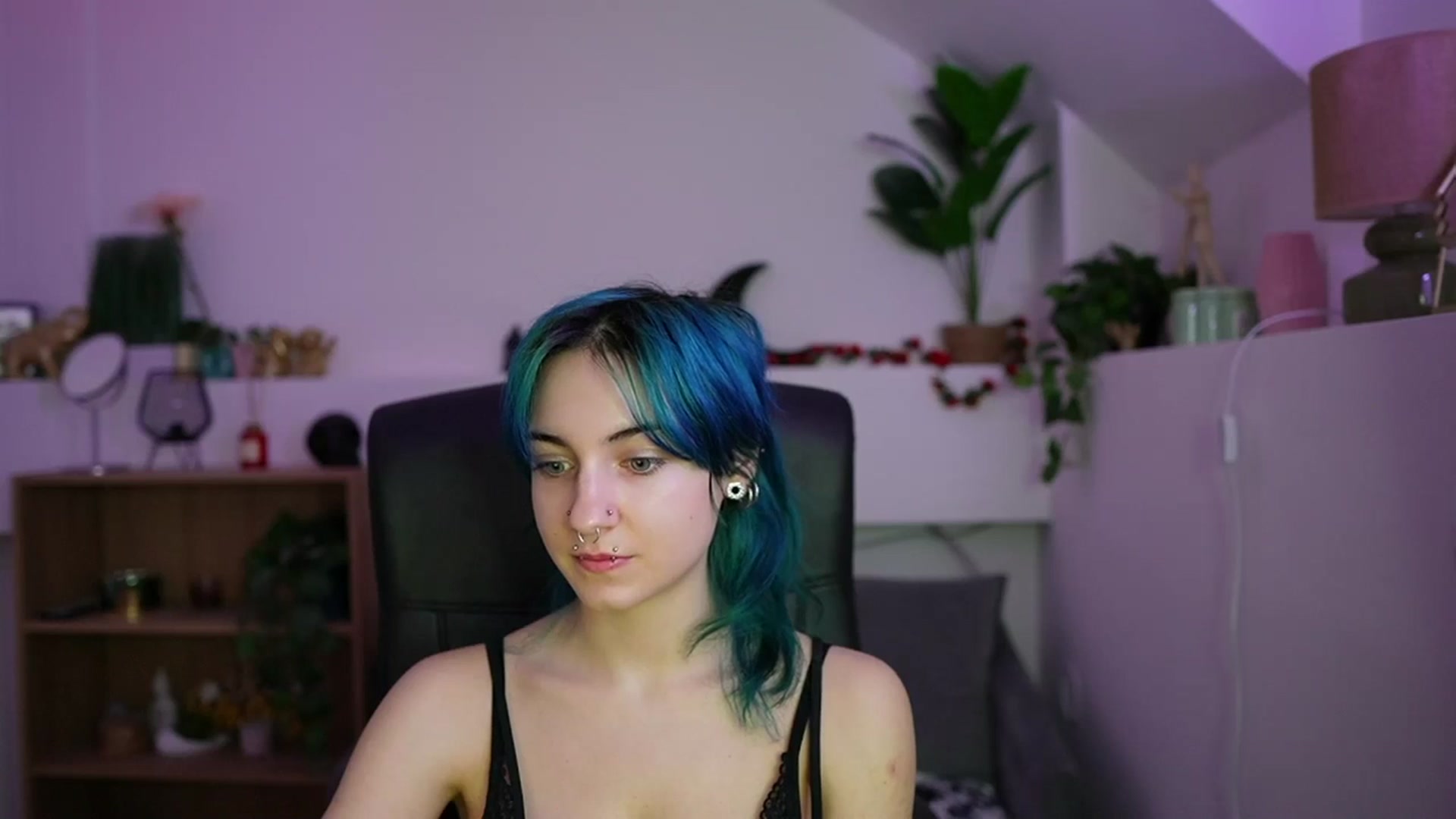 Gallery image thumbnail from Stasha_Baby's myfreecams stream on, 03/25/2026, 10:37 image 8 of 20