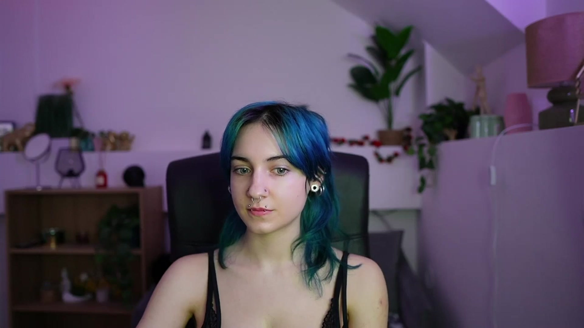Gallery image thumbnail from Stasha_Baby's myfreecams stream on, 03/25/2026, 10:37 image 2 of 20
