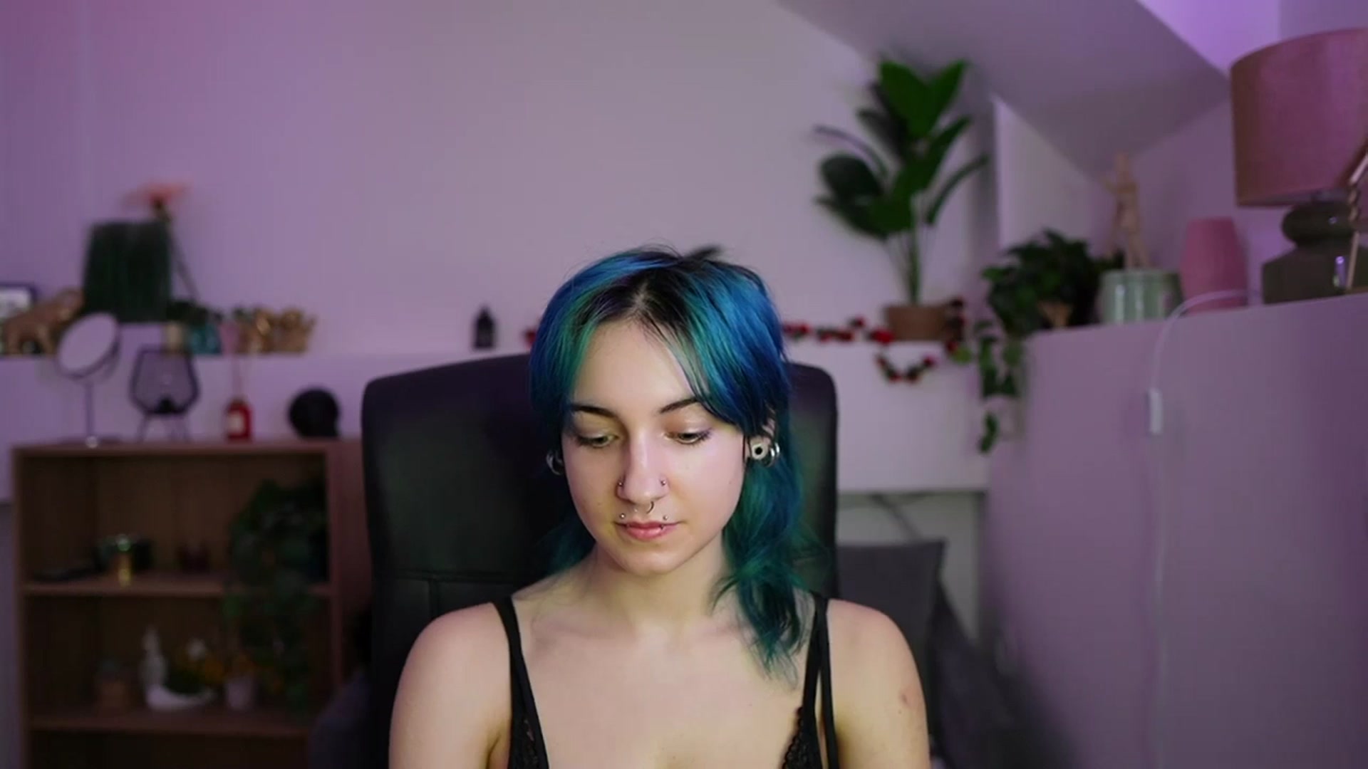 Gallery image thumbnail from Stasha_Baby's myfreecams stream on, 03/25/2026, 10:37 image 6 of 20