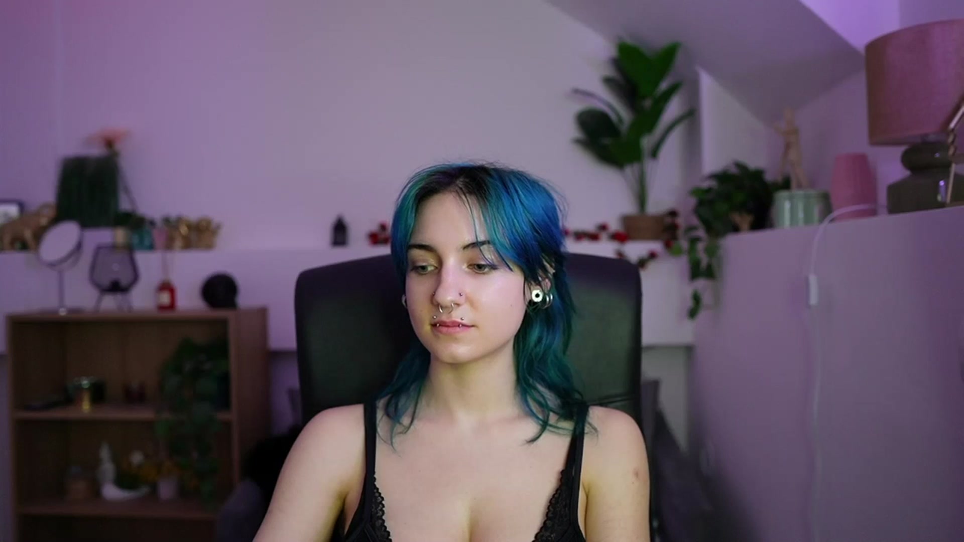 Gallery image thumbnail from Stasha_Baby's myfreecams stream on, 03/25/2026, 13:34 image 11 of 20