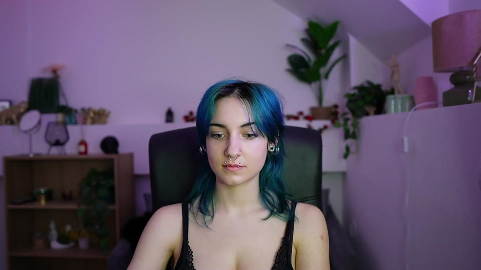 Gallery image thumbnail from Stasha_Baby's myfreecams stream on, 03/25/2026, 13:34 image 10 of 20