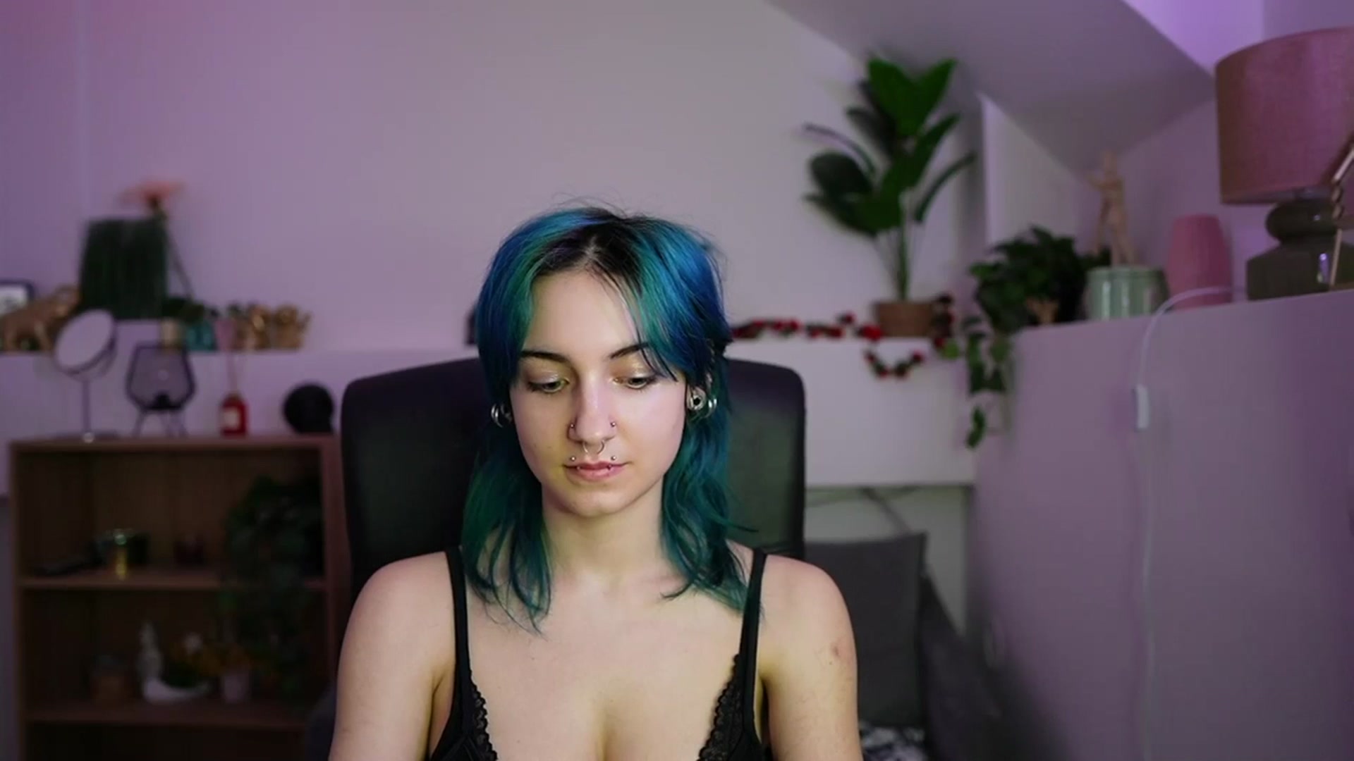 Gallery image thumbnail from Stasha_Baby's myfreecams stream on, 03/25/2026, 13:34 image 8 of 20