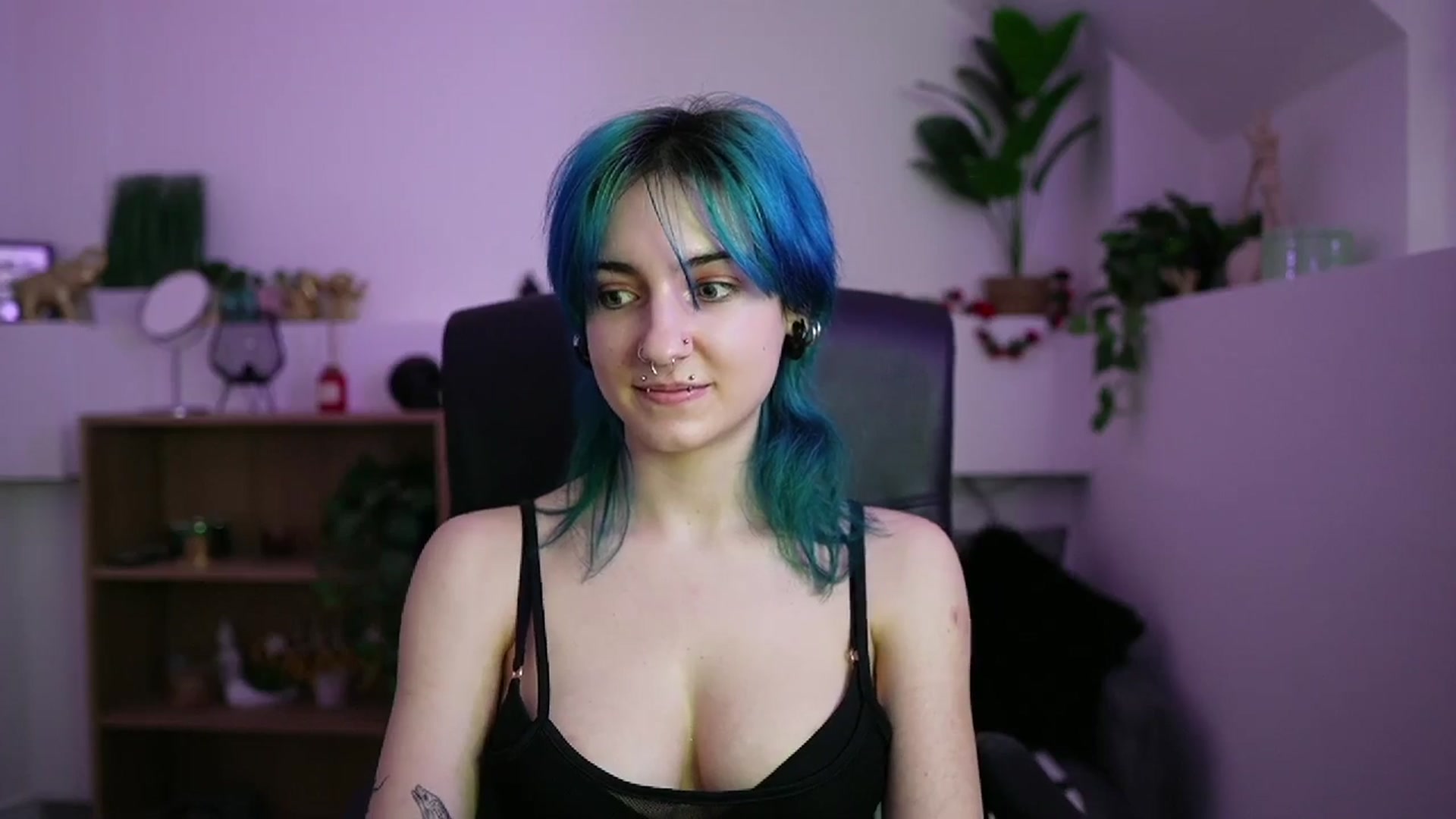 Gallery image thumbnail from Stasha_Baby's myfreecams stream on, 03/29/2026, 15:14 image 5 of 20
