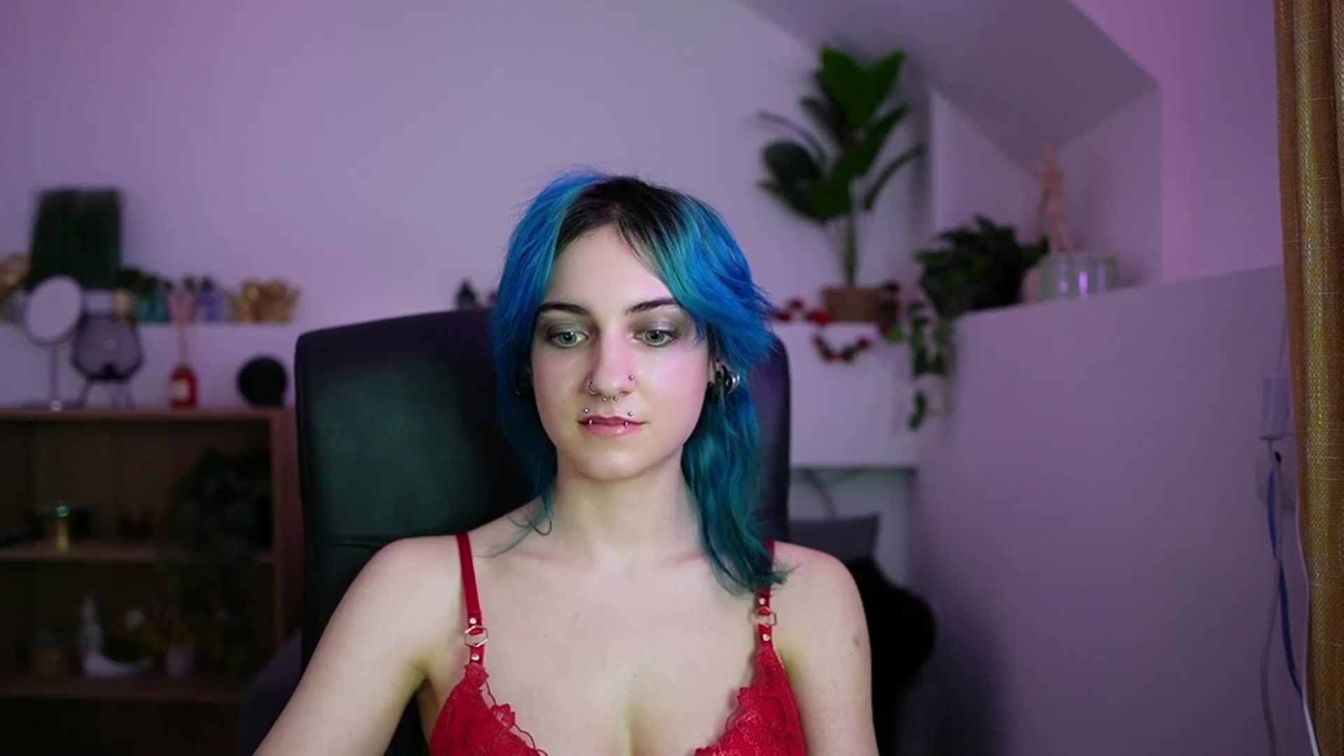 Gallery image thumbnail from Stasha_Baby's myfreecams stream on, 04/08/2026, 12:58 image 15 of 20