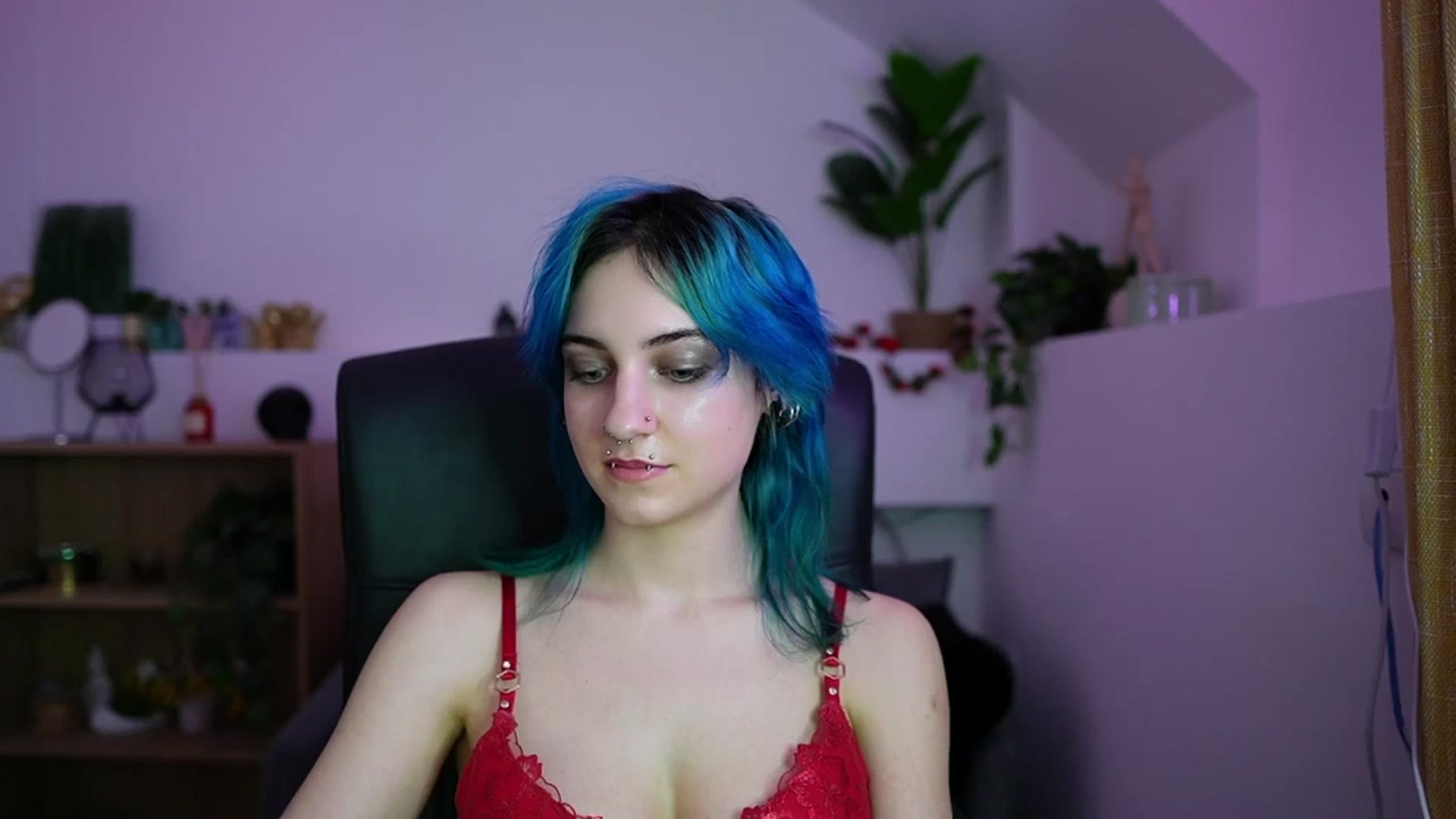 Gallery image thumbnail from Stasha_Baby's myfreecams stream on, 04/08/2026, 12:58 image 17 of 20